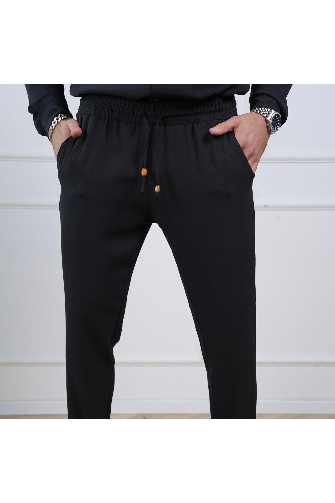 Elegant New York Pants - Black - Butterfly Sneakers