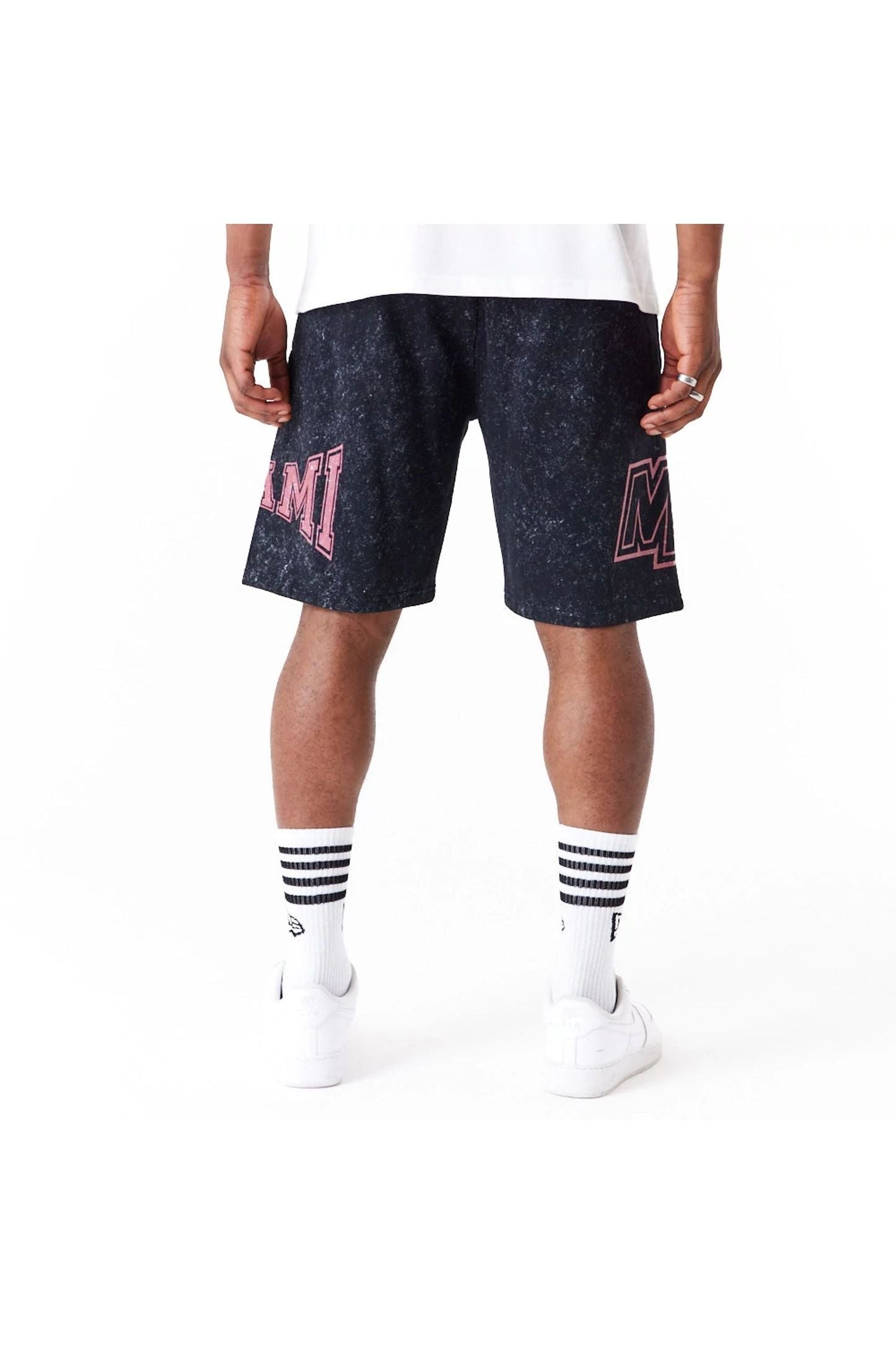 New Era Miami Heat NBA Washed Black Shorts - Butterfly Sneakers