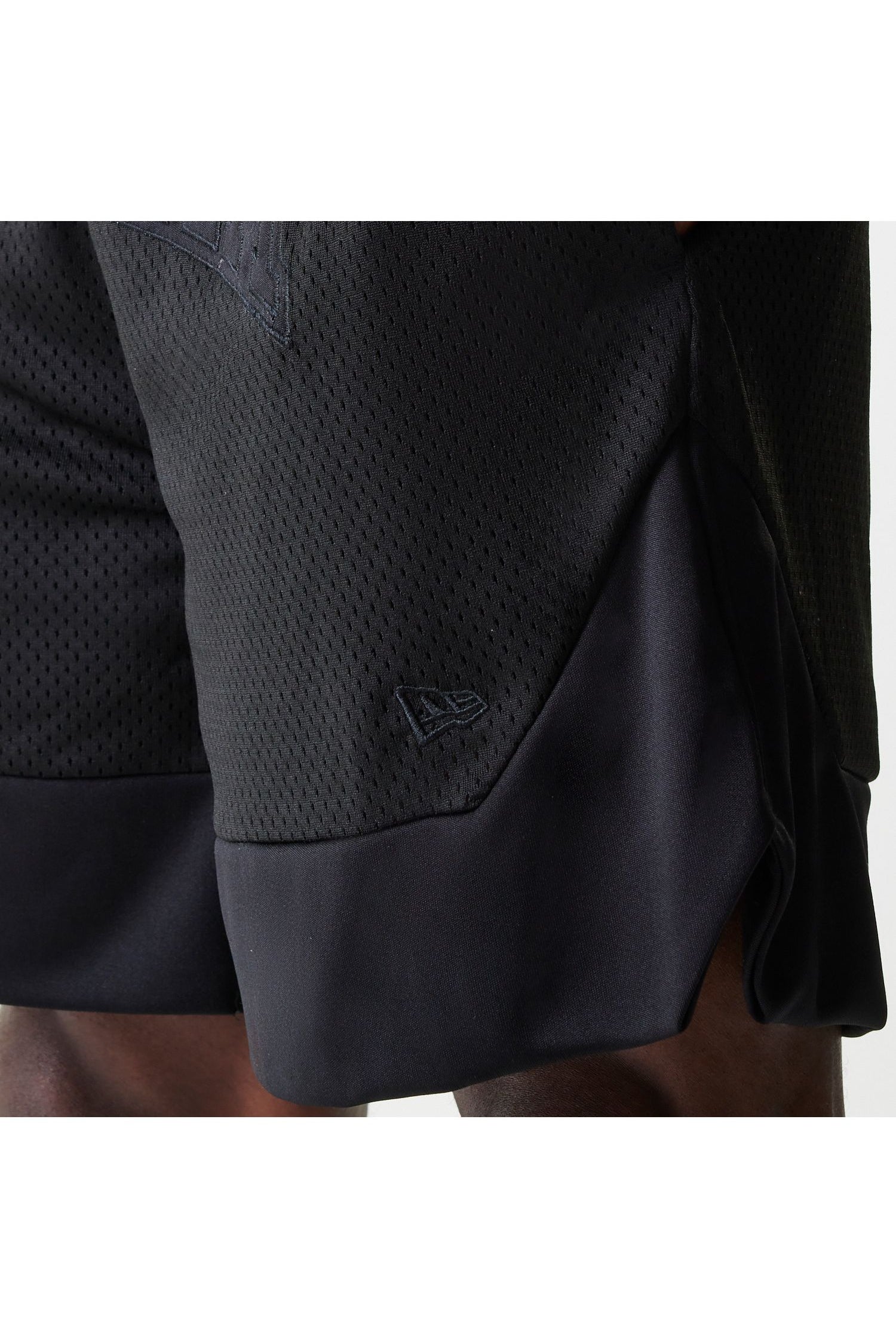 MESH SHORTS BLK מכנסיים קצרים - Butterfly Sneakers