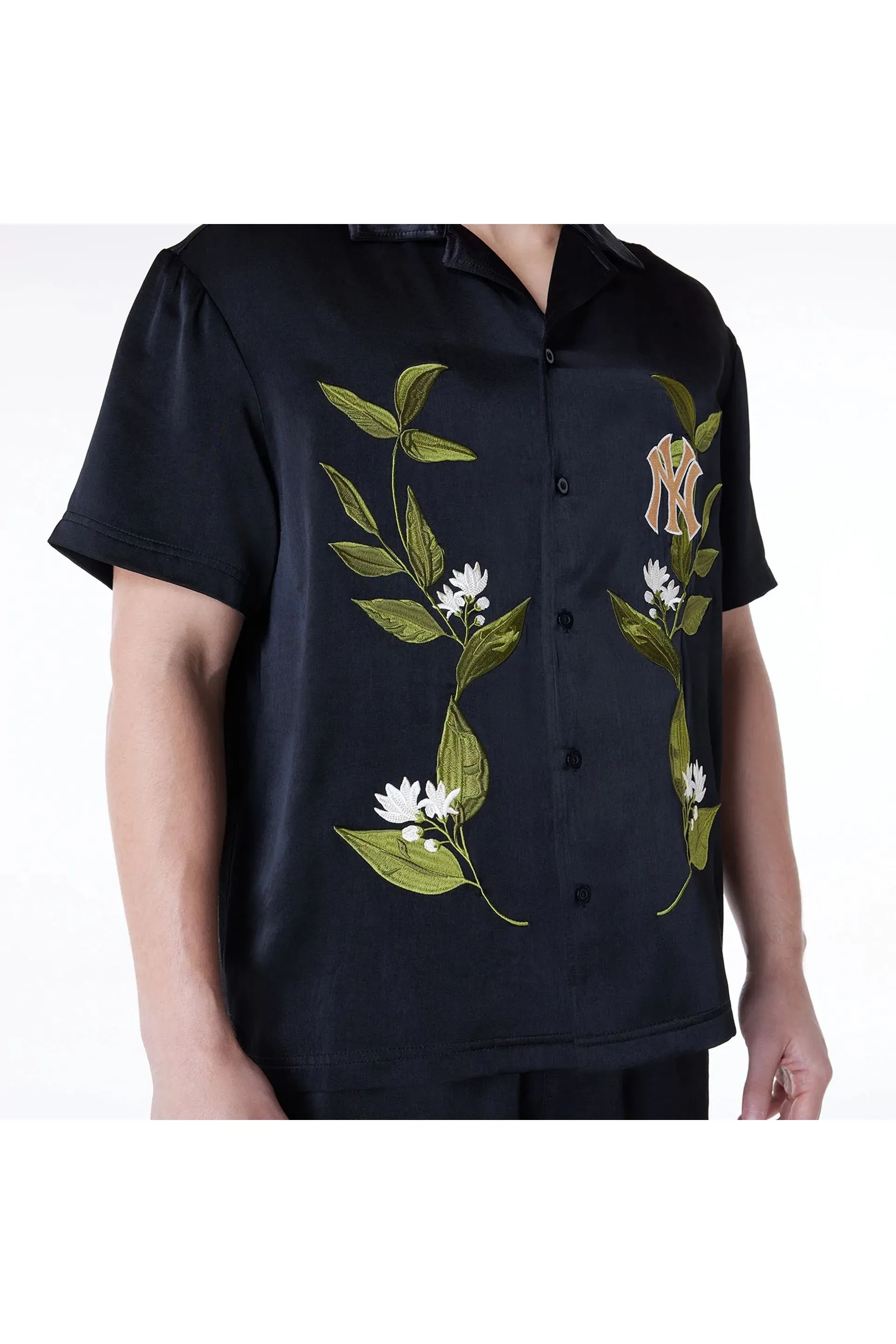 NY Yankees חולצת מכופתרת שרוול קצר - Butterfly Sneakers