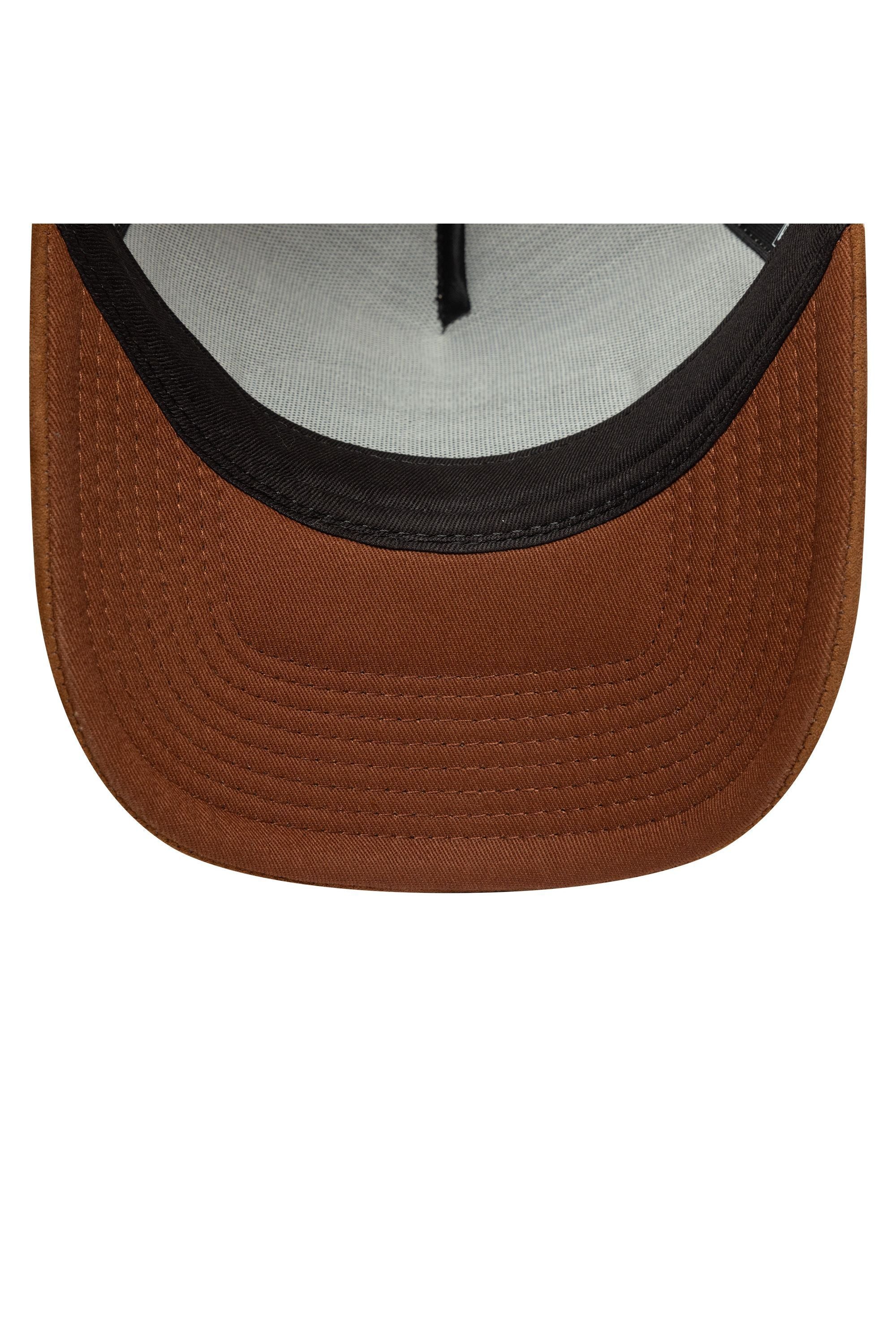 PATCH SUEDE TRUCKER כובע - Butterfly Sneakers