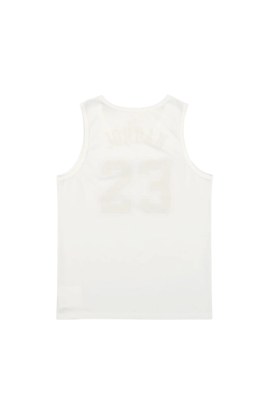 Jordan Flight Essentials
Men's Tank Top - Butterfly Sneakers