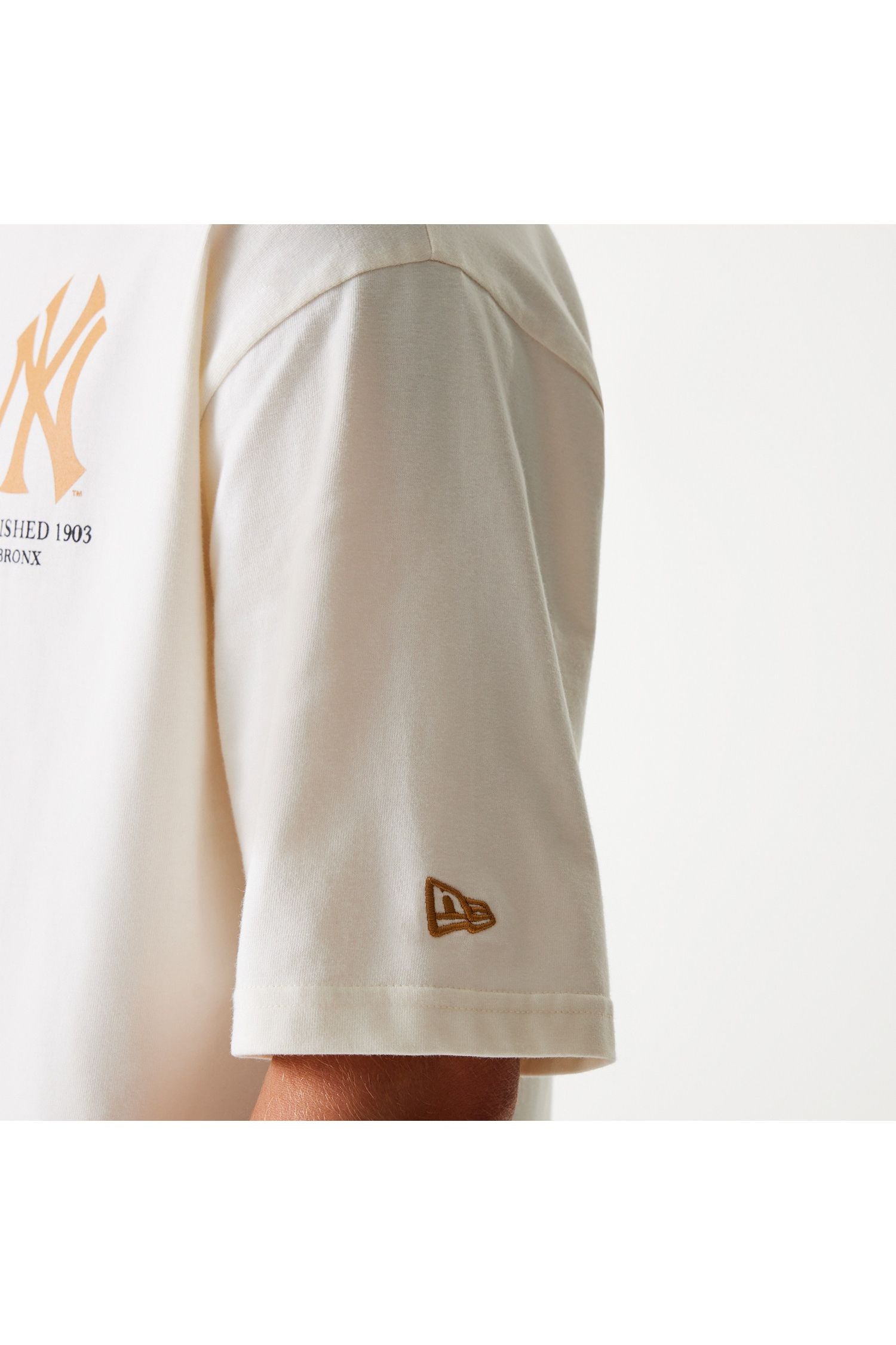 MLB חולצת טי שרט שרוול קצר שמנת - Butterfly Sneakers