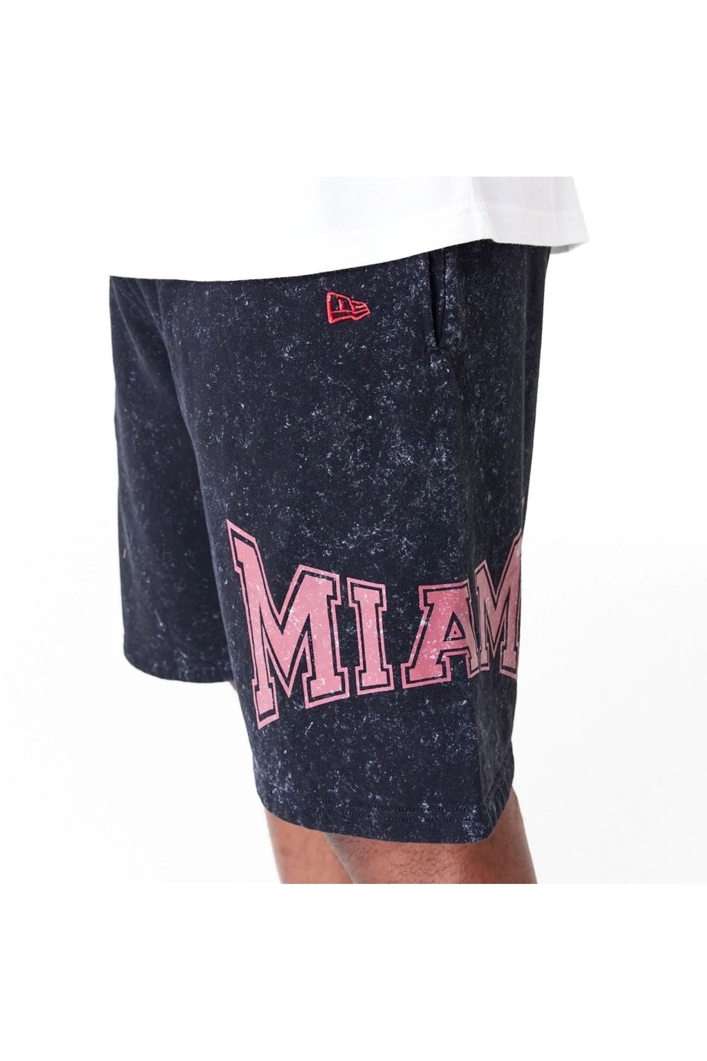 New Era Miami Heat NBA Washed Black Shorts - Butterfly Sneakers
