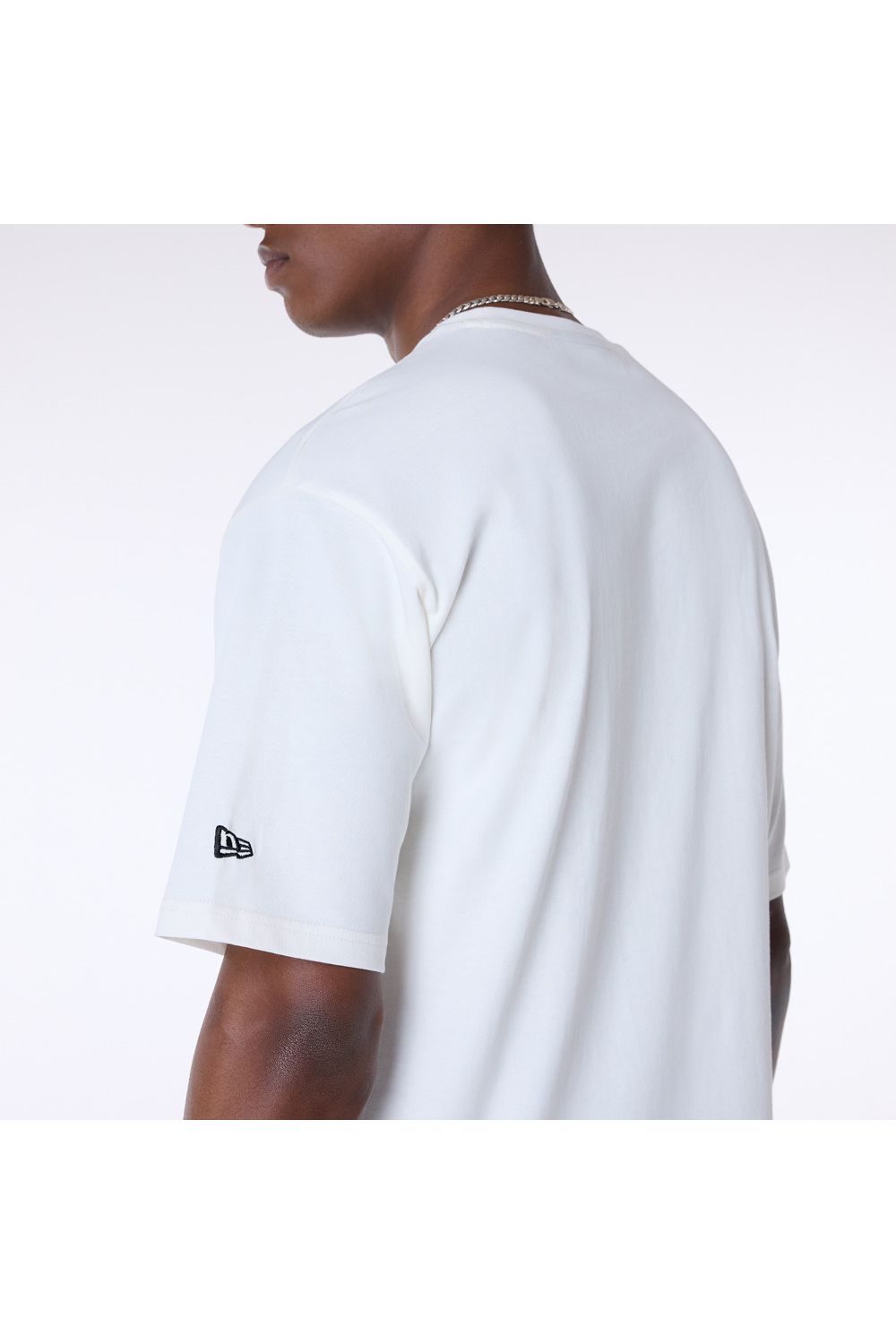 NY חולצת טי שרט שרוול קצר לבנה - Butterfly Sneakers