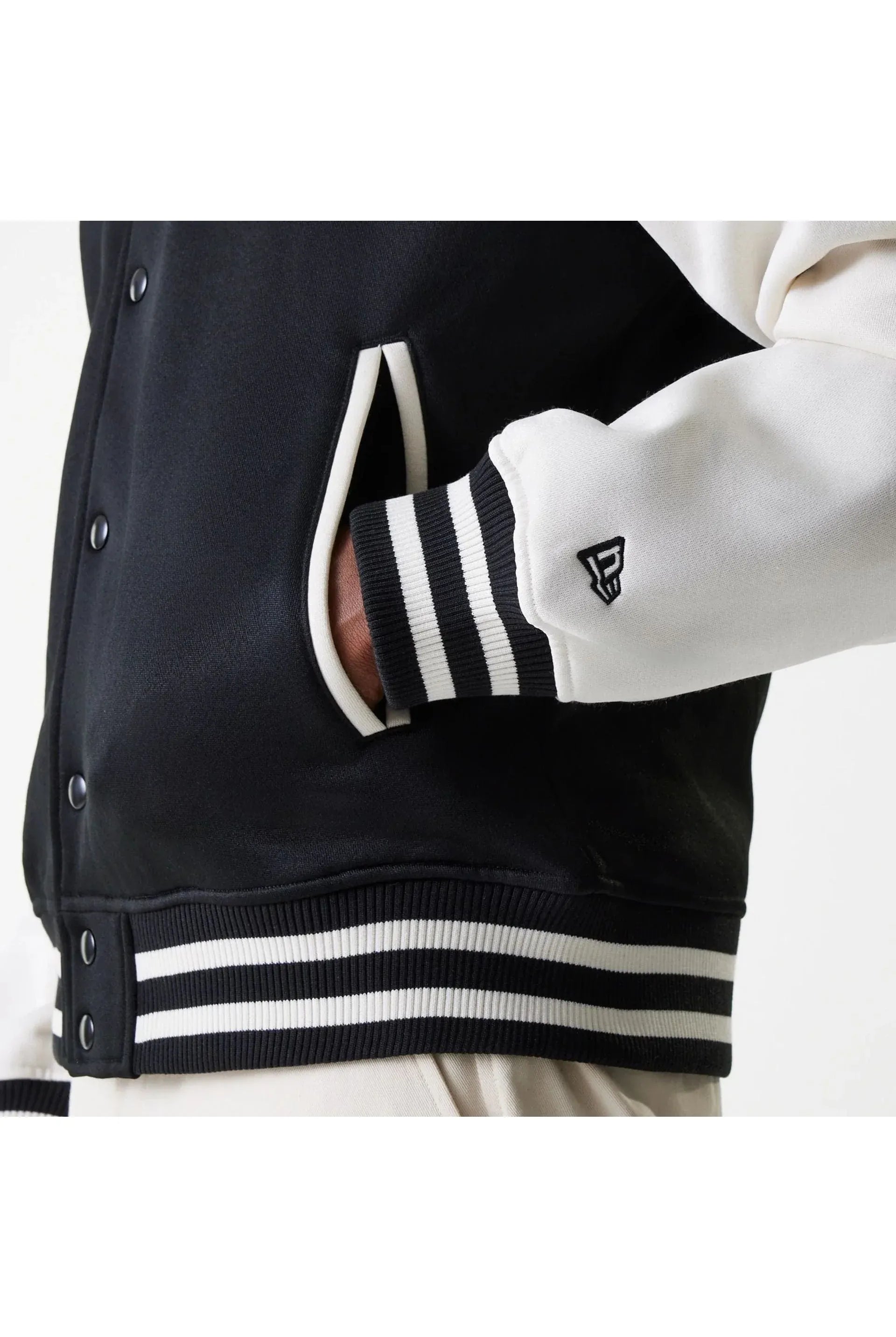 MLB BLK ג'קט בומבר - Butterfly Sneakers