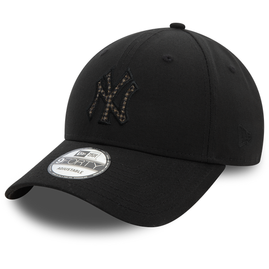 כובע מצחייה  New York Yankees League Essential Black 9FORTY