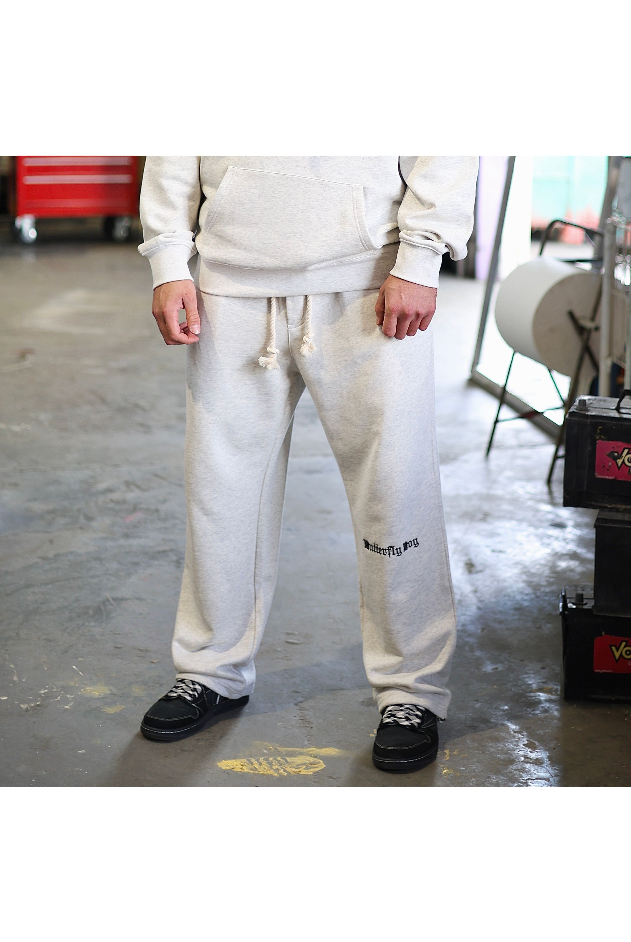 מכנסיים OS BUTTERFLY DRW עם רקמה - Butterfly Sneakers