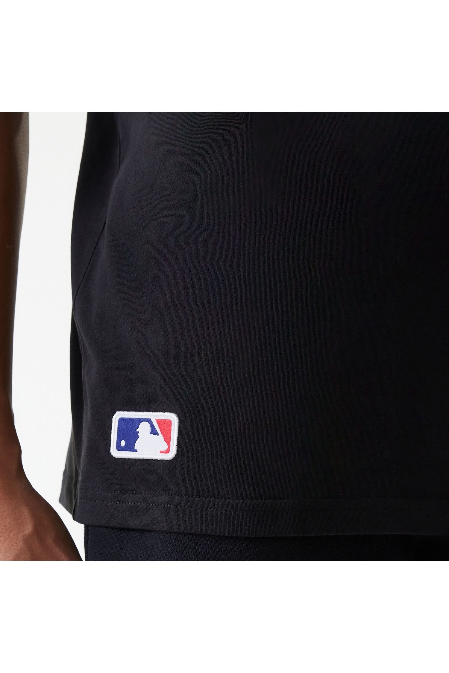 NOS MLB OS TEE BLK - Butterfly Sneakers