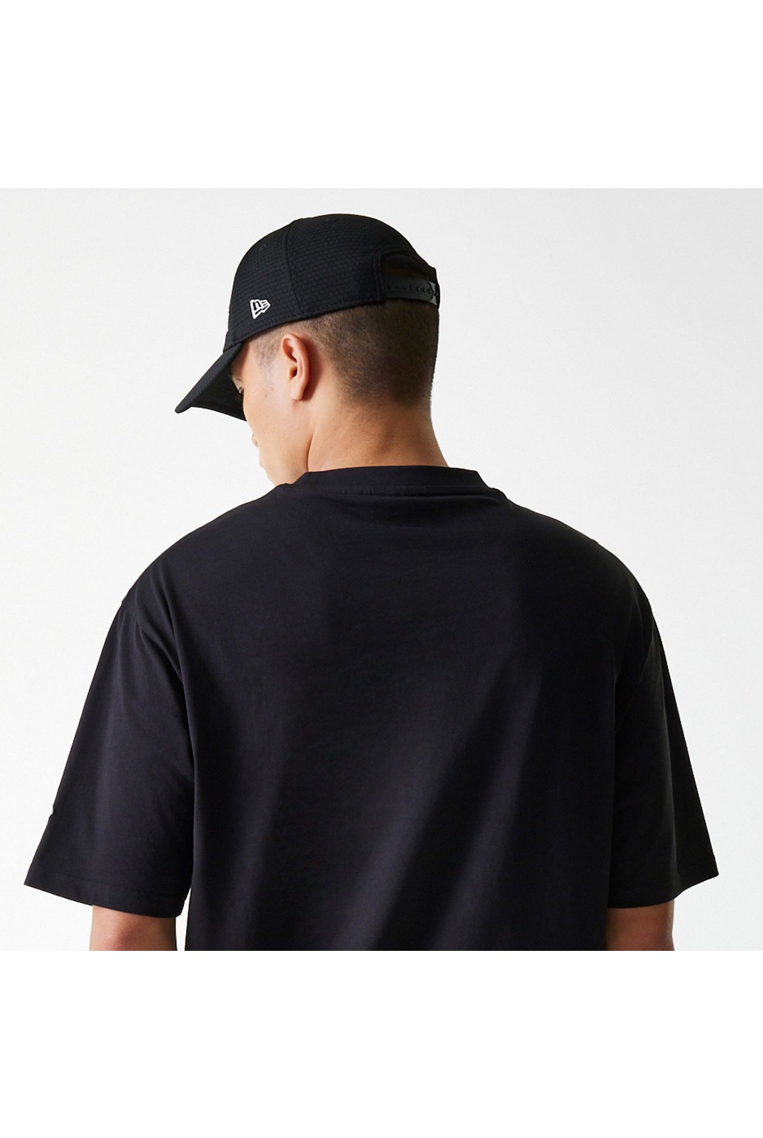 NOS MLB OS TEE BLK - Butterfly Sneakers