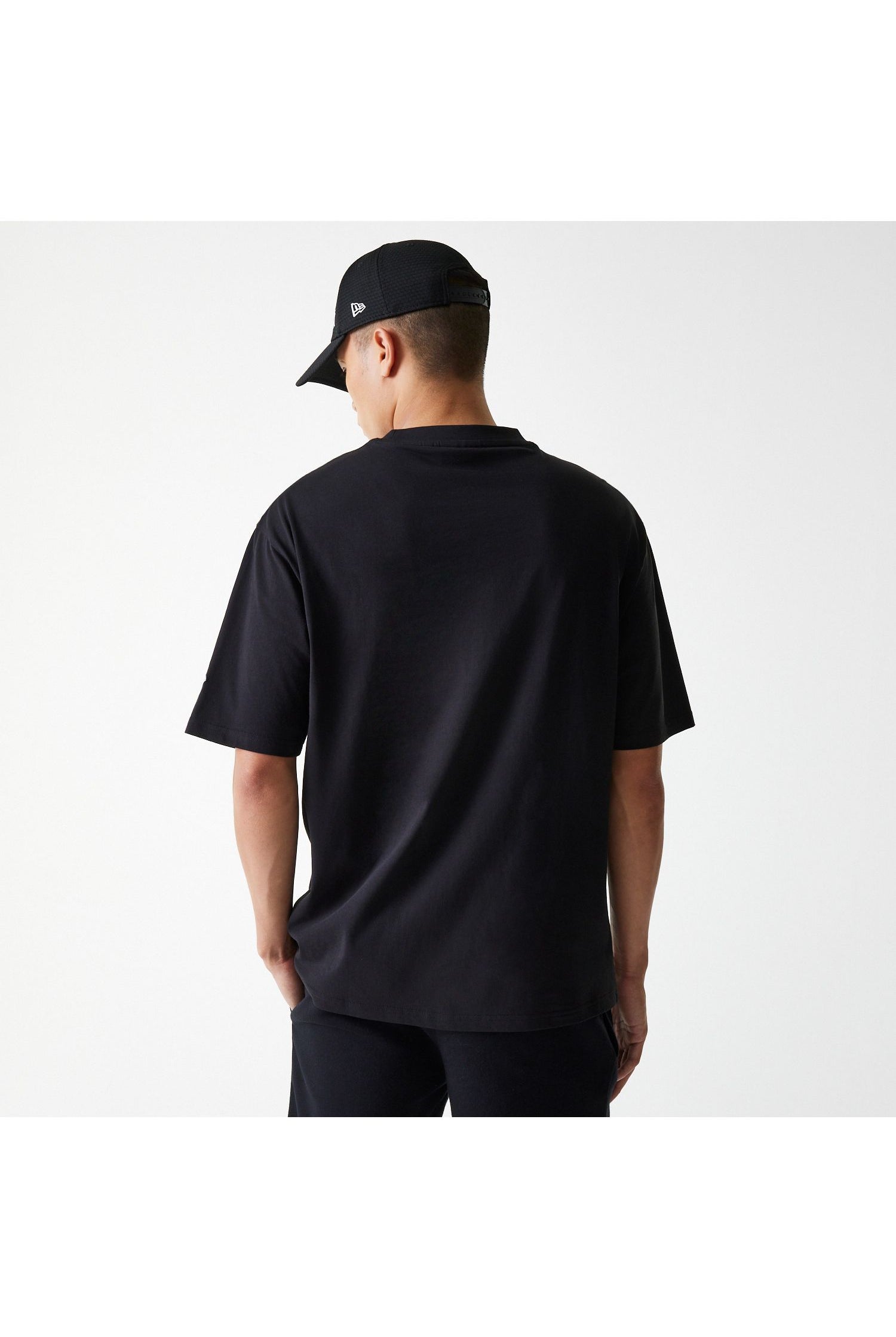 NOS MLB OS TEE BLK - Butterfly Sneakers