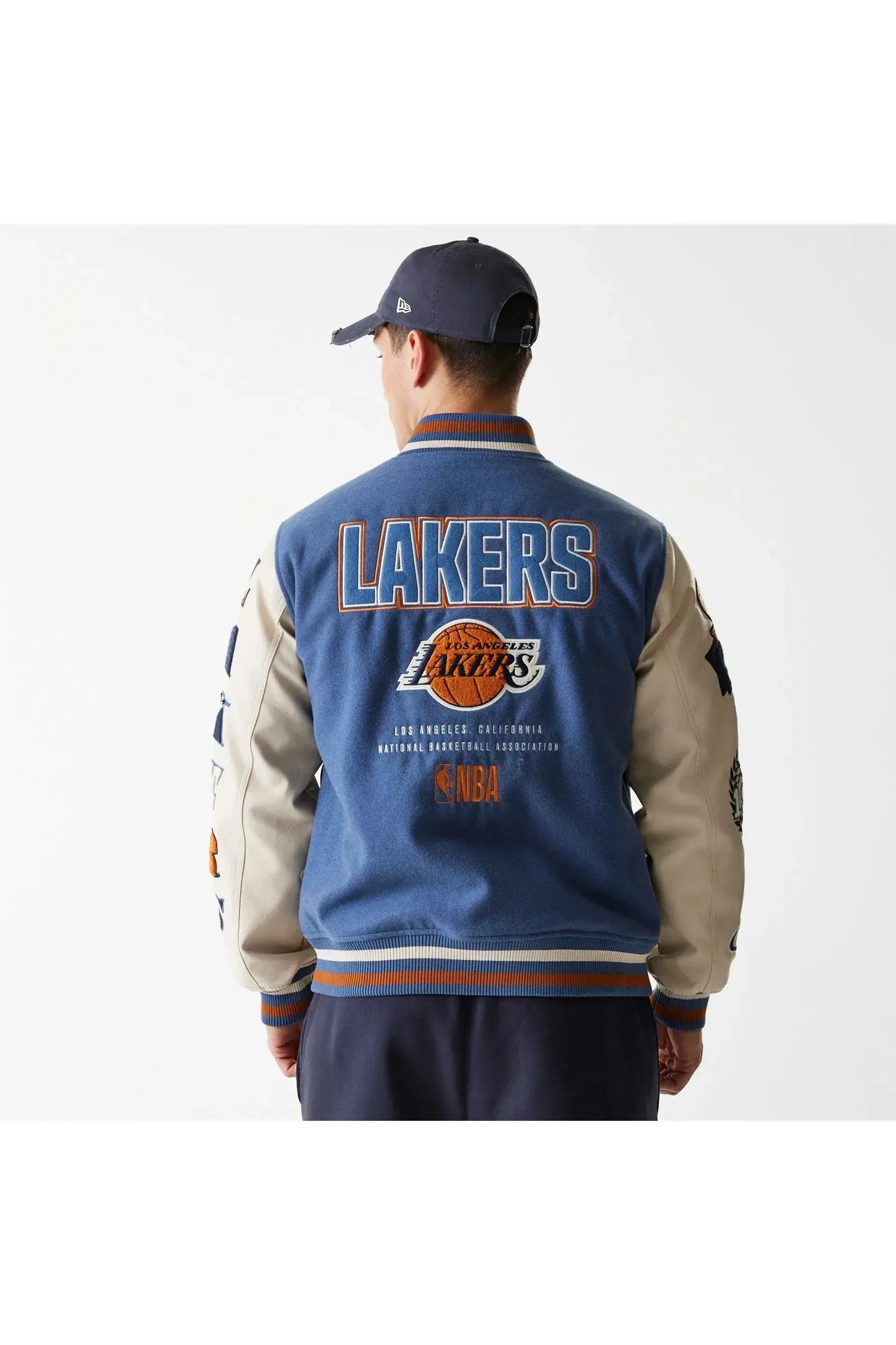 NBA PATCH MIN מעיל - Butterfly Sneakers