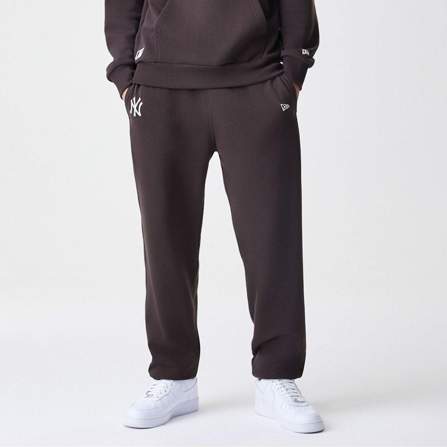 MLB MIDI LE JOGGER BB NEYYAN BRS - Butterfly Sneakers