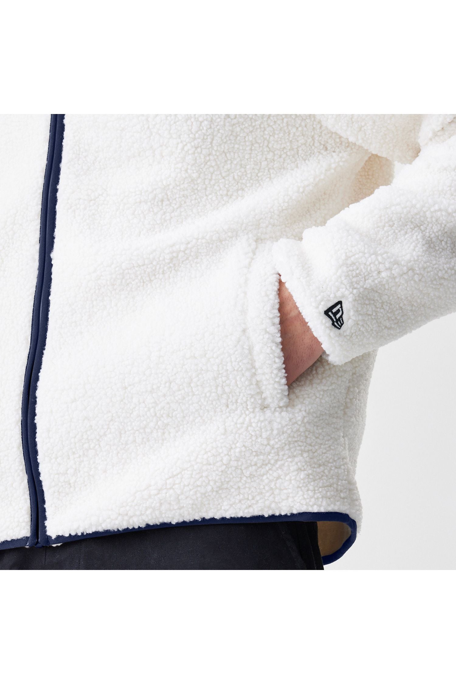 HOODED SHERPA NEYYAN OFW - Butterfly Sneakers