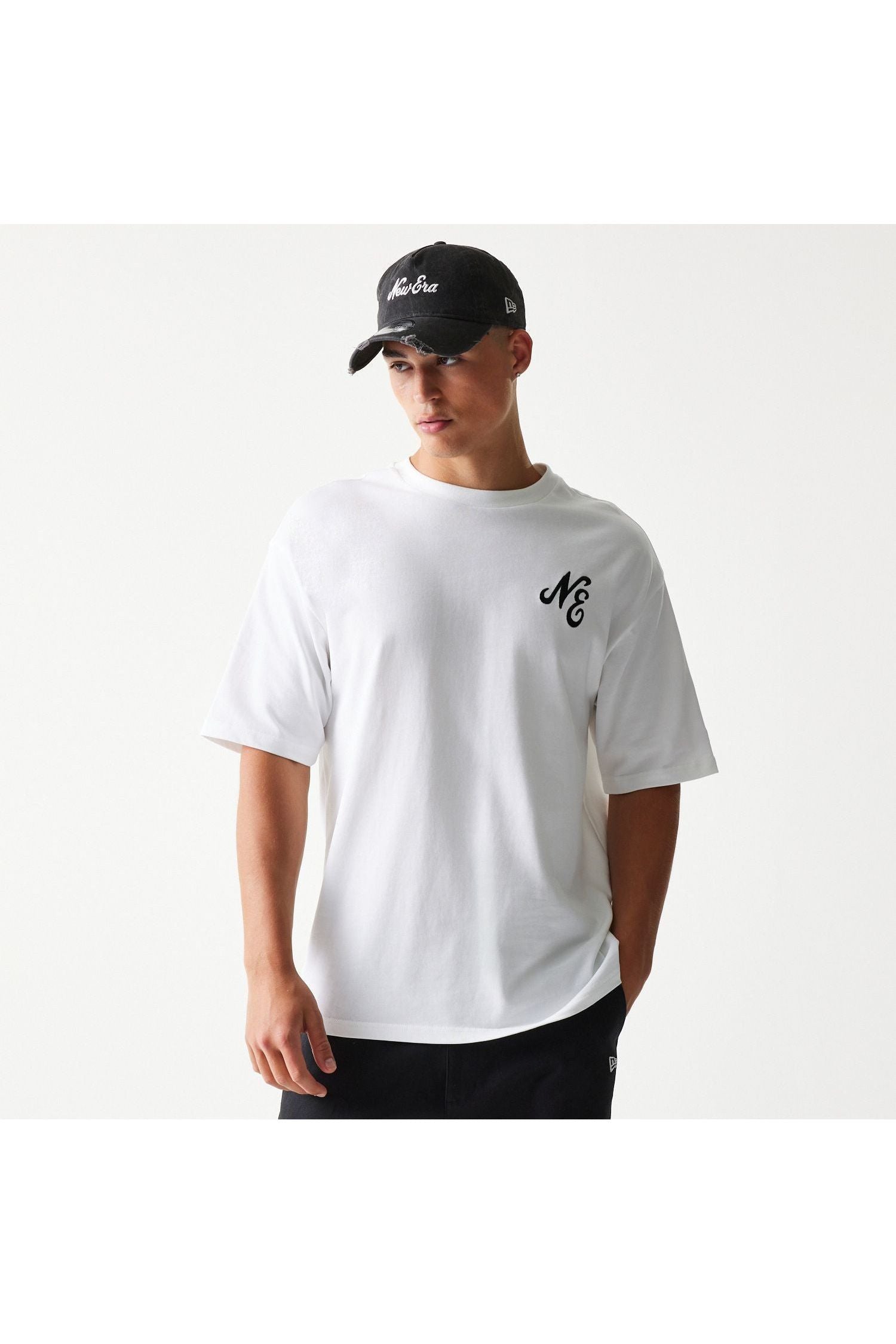 NE FLORAL GRPHC OS TEE NEWERA חולצת טי שרט אוברסייז שרוול קצר - Butterfly Sneakers