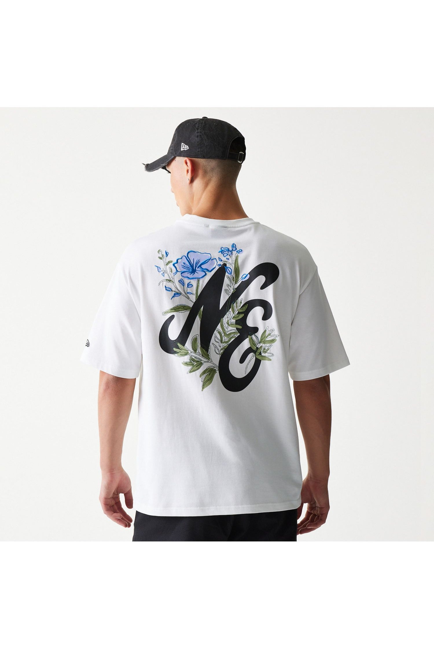 NE FLORAL GRPHC OS TEE NEWERA חולצת טי שרט אוברסייז שרוול קצר - Butterfly Sneakers