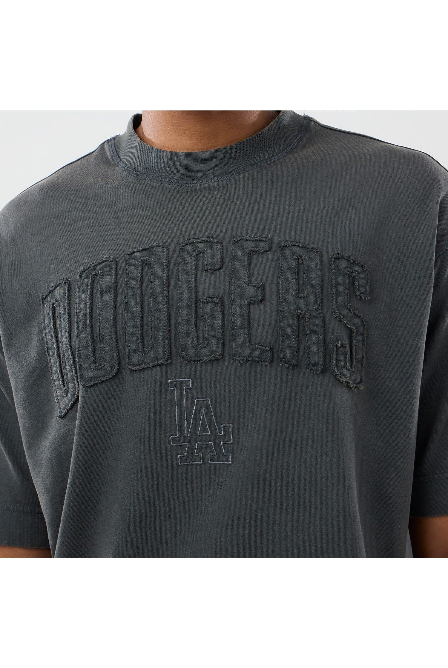 MLB WASHED BOXY TEE LOSDOD חולצת טי שרט בוקסי שרוול קצר - Butterfly Sneakers