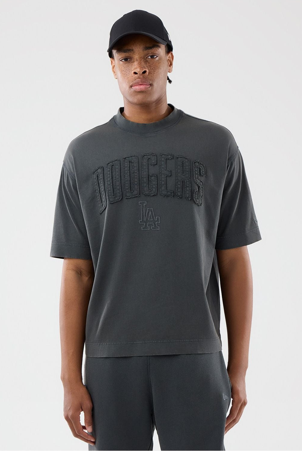 MLB WASHED BOXY TEE LOSDOD חולצת טי שרט בוקסי שרוול קצר - Butterfly Sneakers
