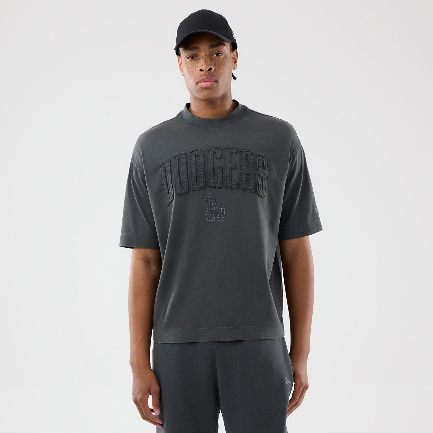 MLB WASHED BOXY TEE LOSDOD חולצת טי שרט בוקסי שרוול קצר - Butterfly Sneakers