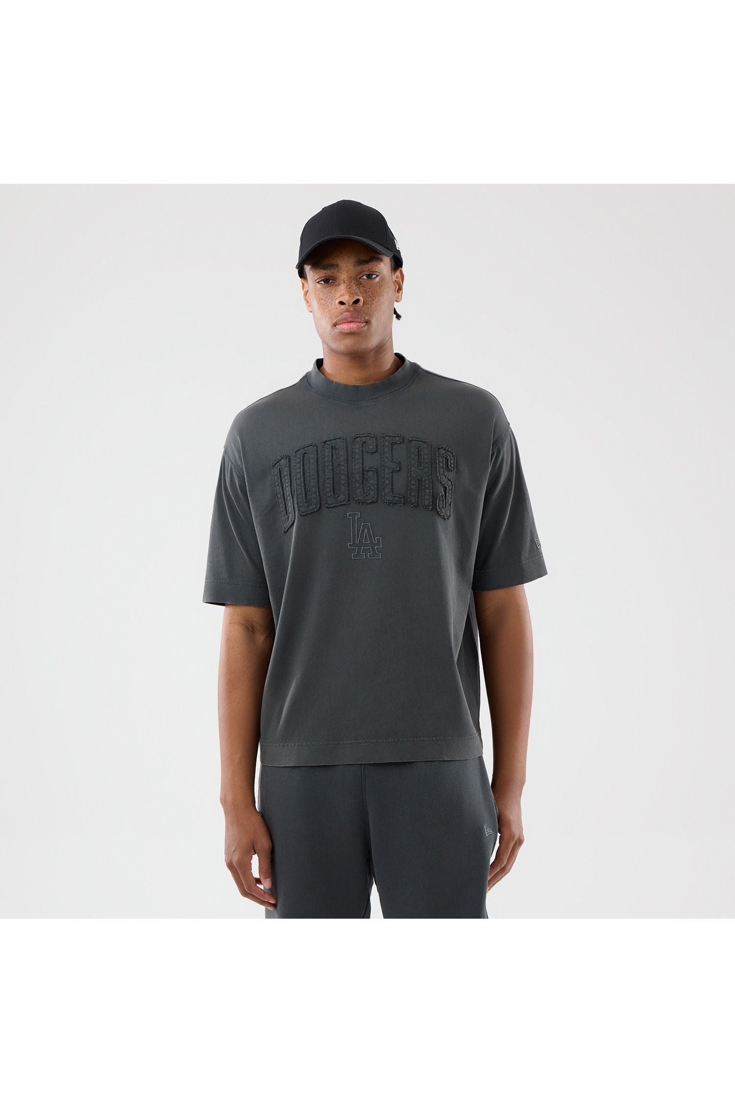 MLB WASHED BOXY TEE LOSDOD חולצת טי שרט בוקסי שרוול קצר - Butterfly Sneakers
