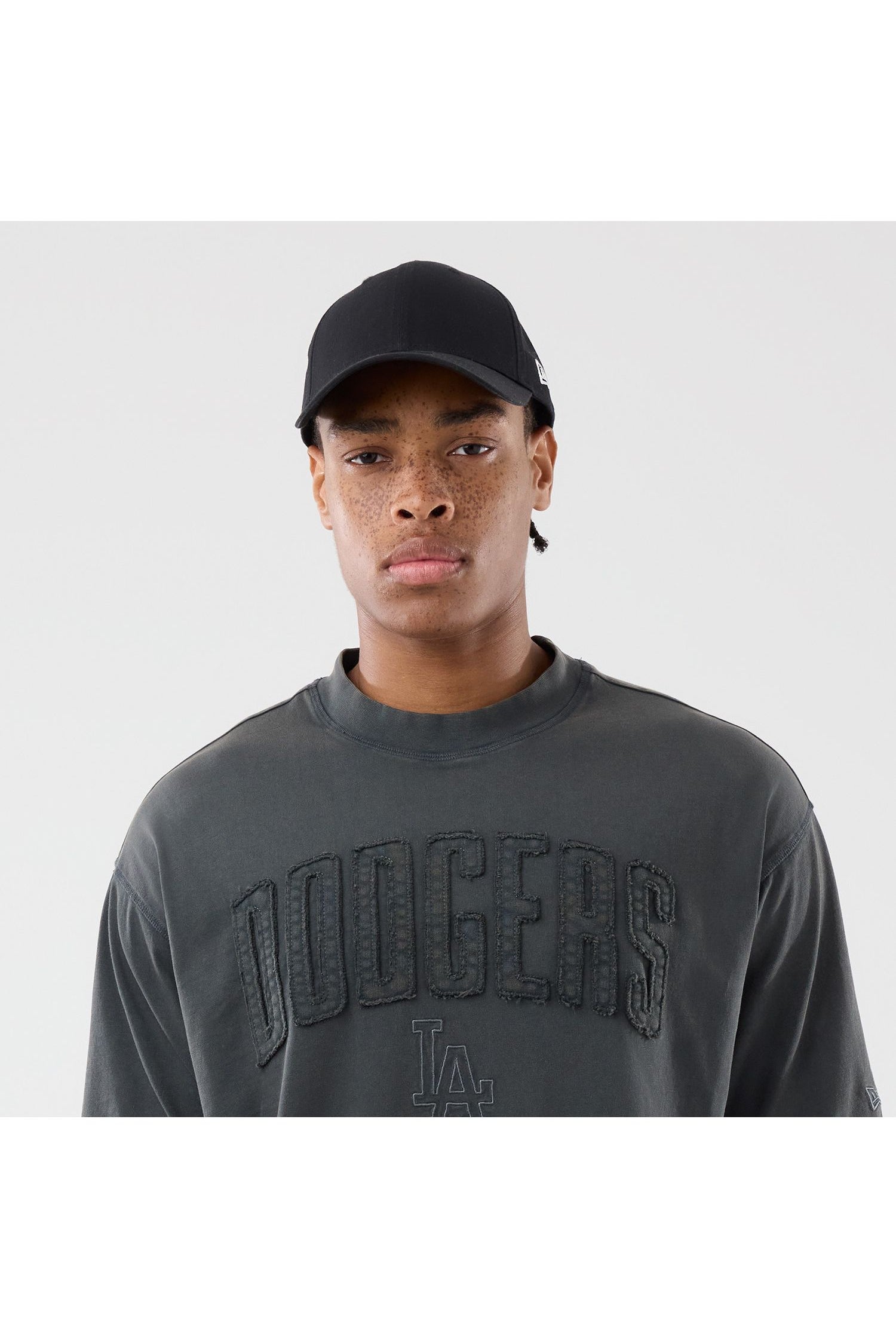 MLB WASHED BOXY TEE LOSDOD חולצת טי שרט בוקסי שרוול קצר - Butterfly Sneakers