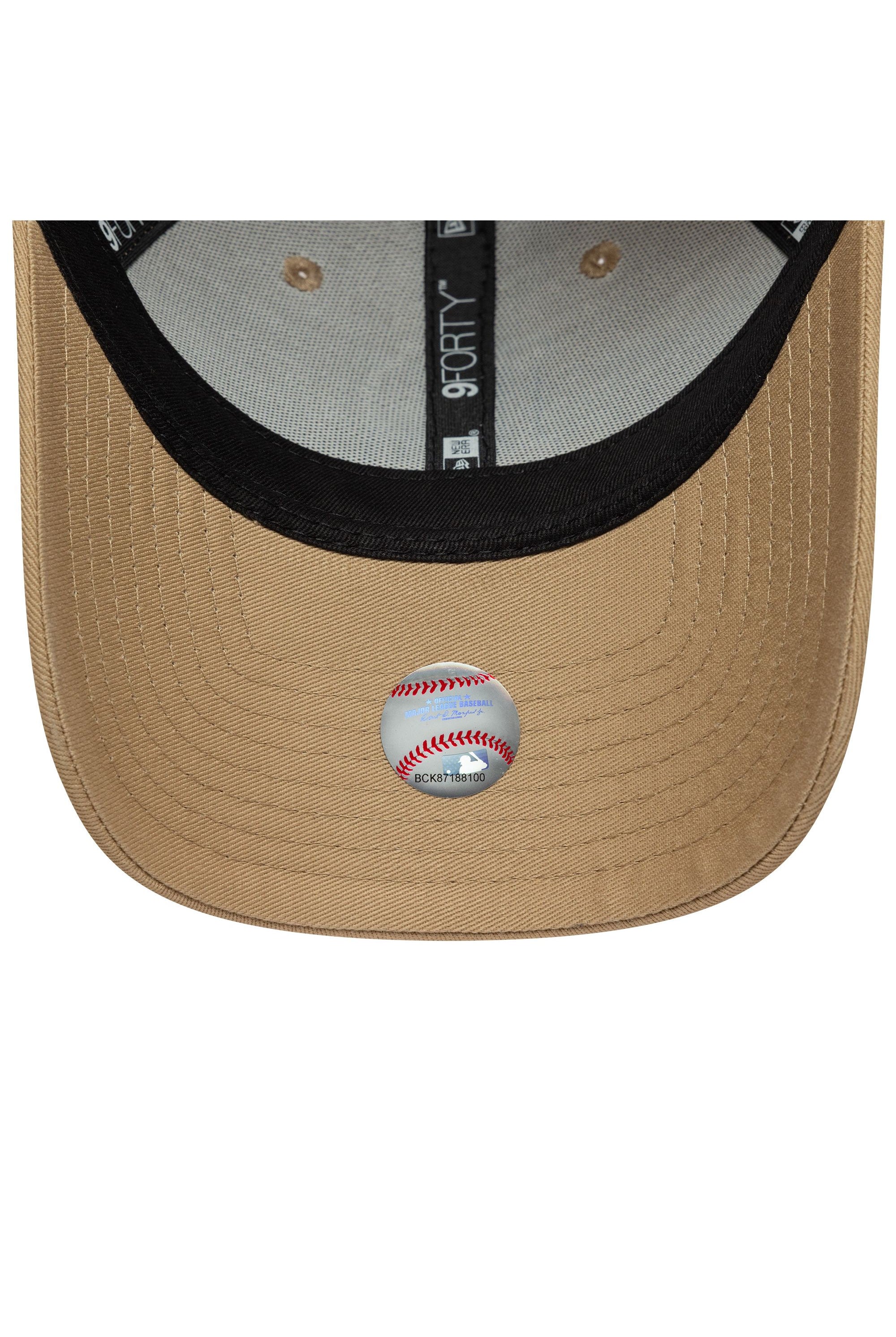 TEAM OUTLINE 9FORTY LOSDOD CAMBLK - Butterfly Sneakers