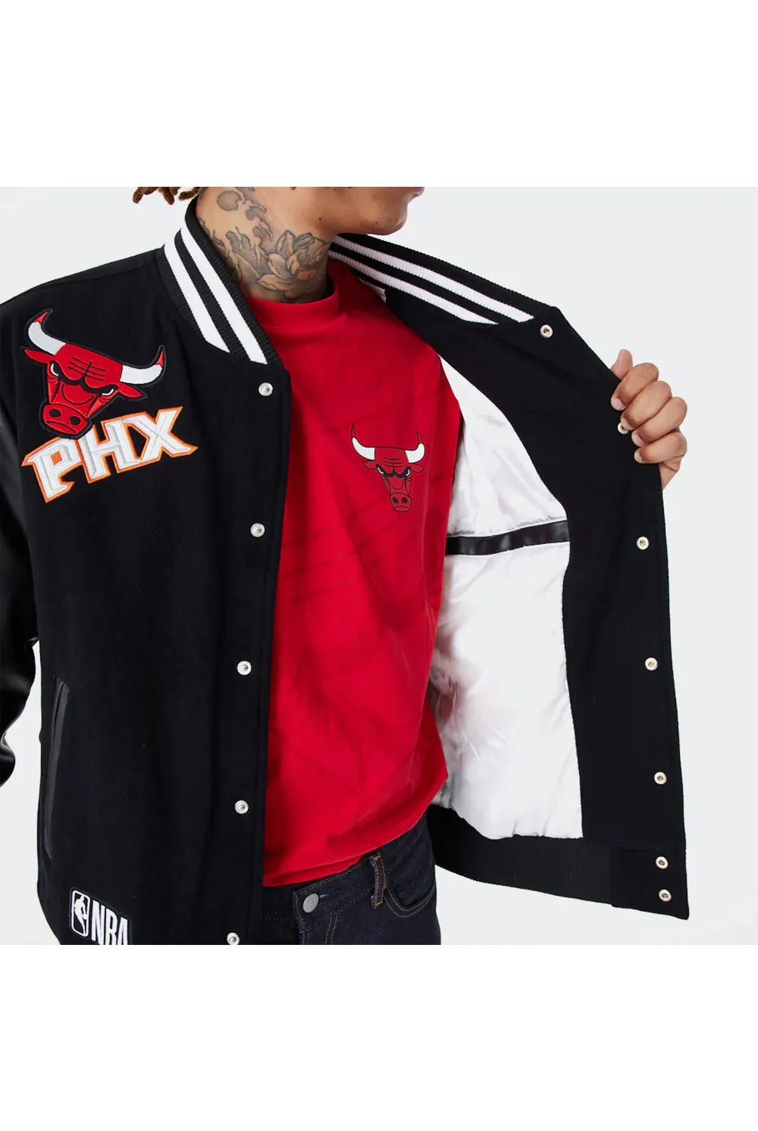 NBA BADGE VARSITY JACKET
New era - Butterfly Sneakers