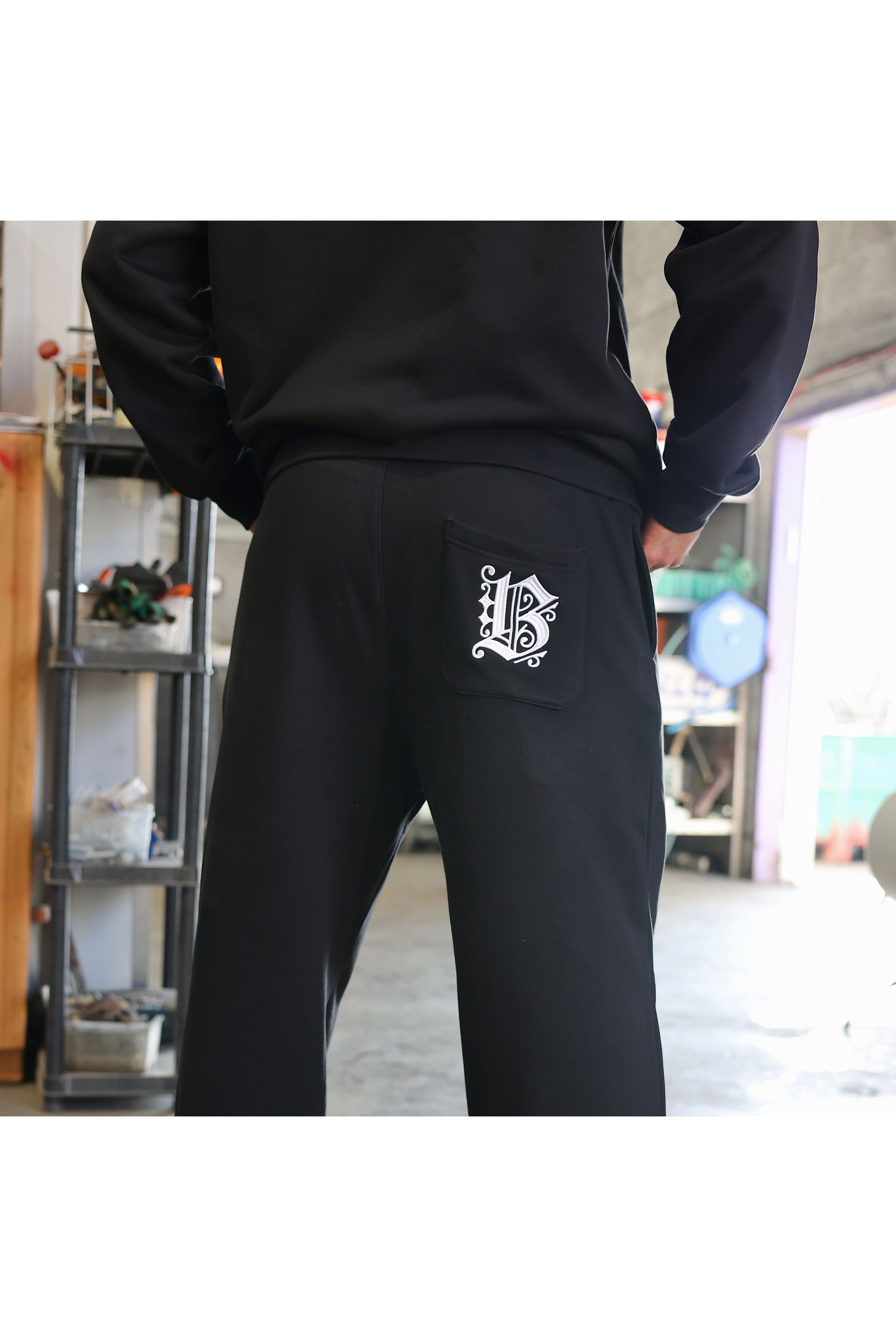 מכנסיים OS BUTTERFLY BLK עם רקמה - Butterfly Sneakers