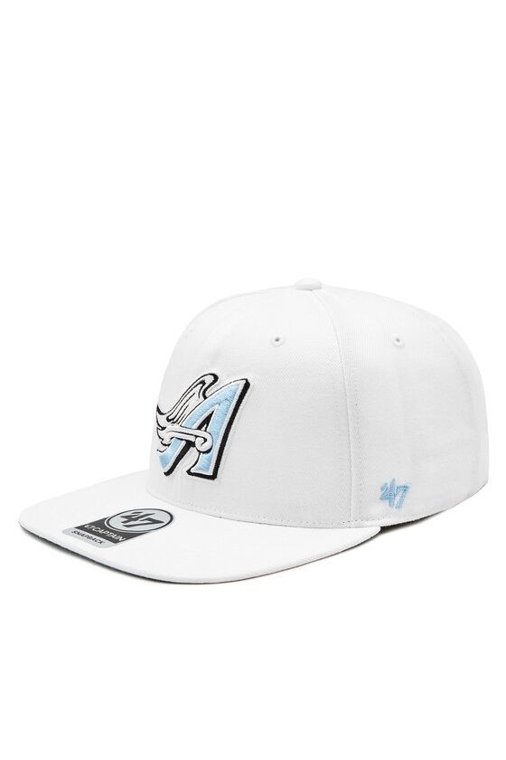 47 כובע - Butterfly Sneakers