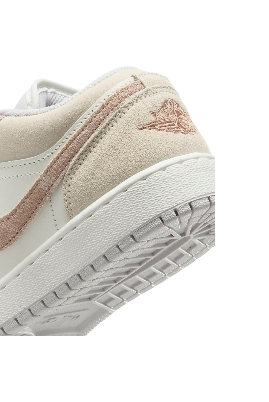 Jordan 1 Low SE Legend Light Brown gs - Butterfly Sneakers