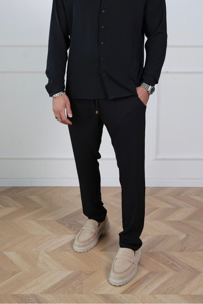 Elegant New York Pants - Black - Butterfly Sneakers