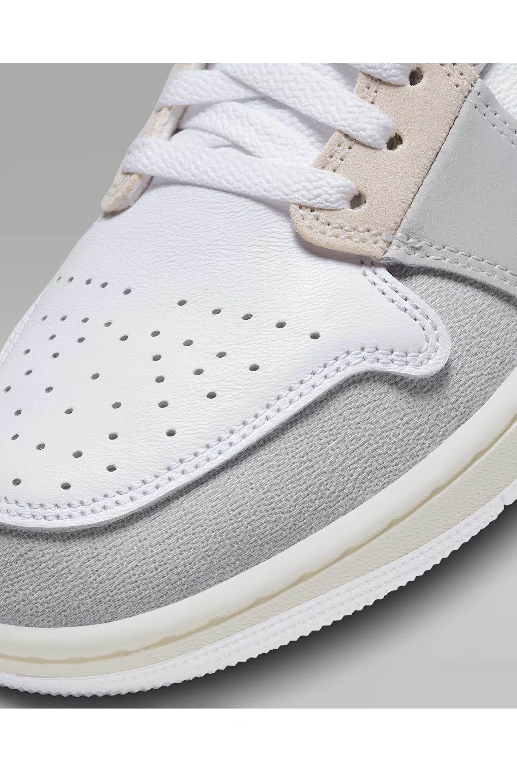 Jordan 1 Low SE Craft - Butterfly Sneakers