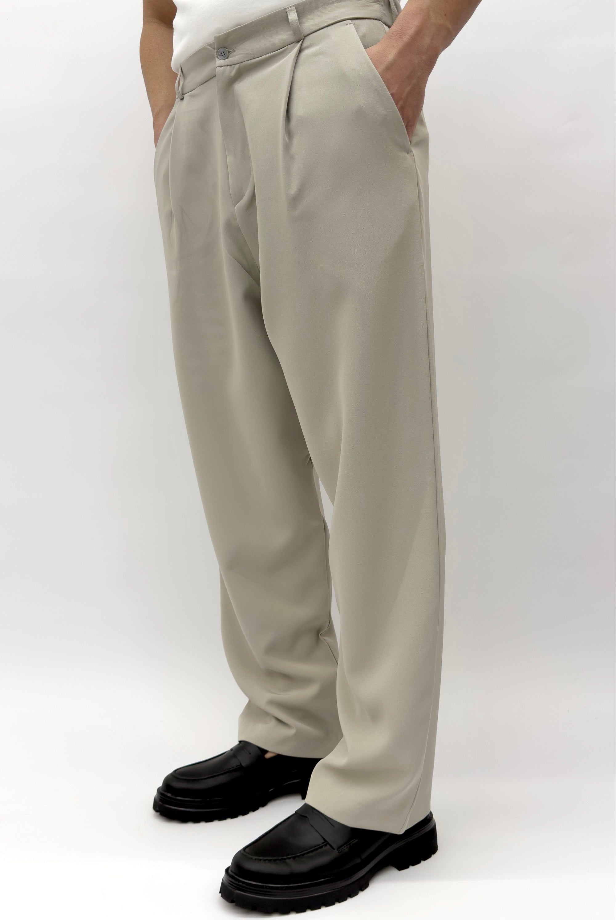 מכנס אלגנט פתיחה רחבה - Butterfly Sneakers