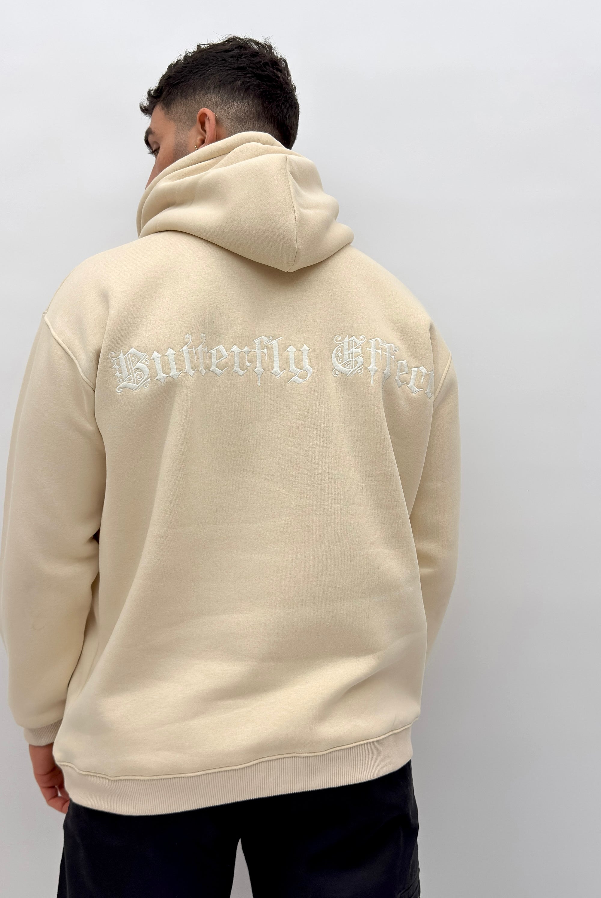 קפוצ'ון OS EFFECT CRE עם רקמה - Butterfly Sneakers