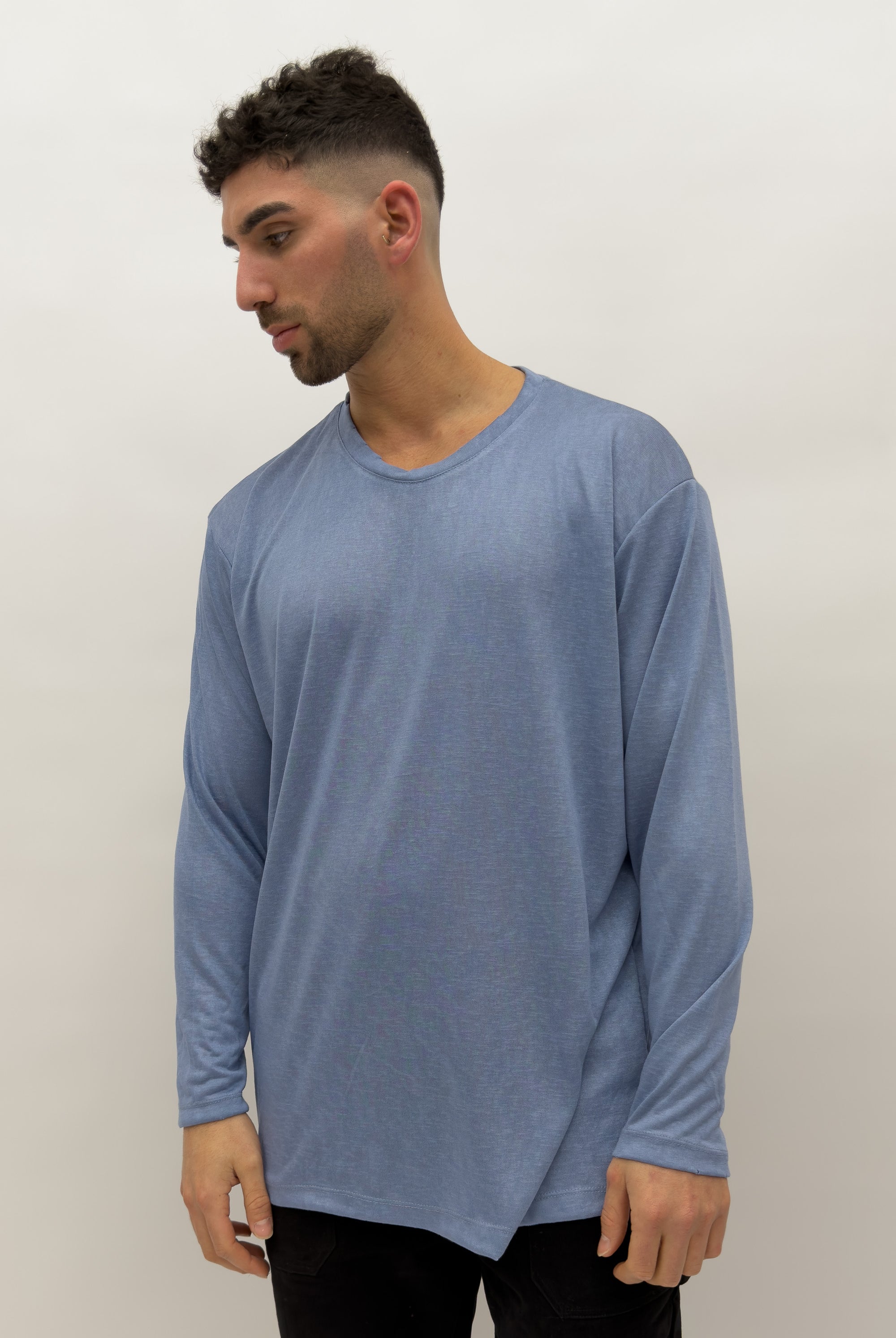 חולצת פשתן שרוול ארוך - Butterfly Sneakers