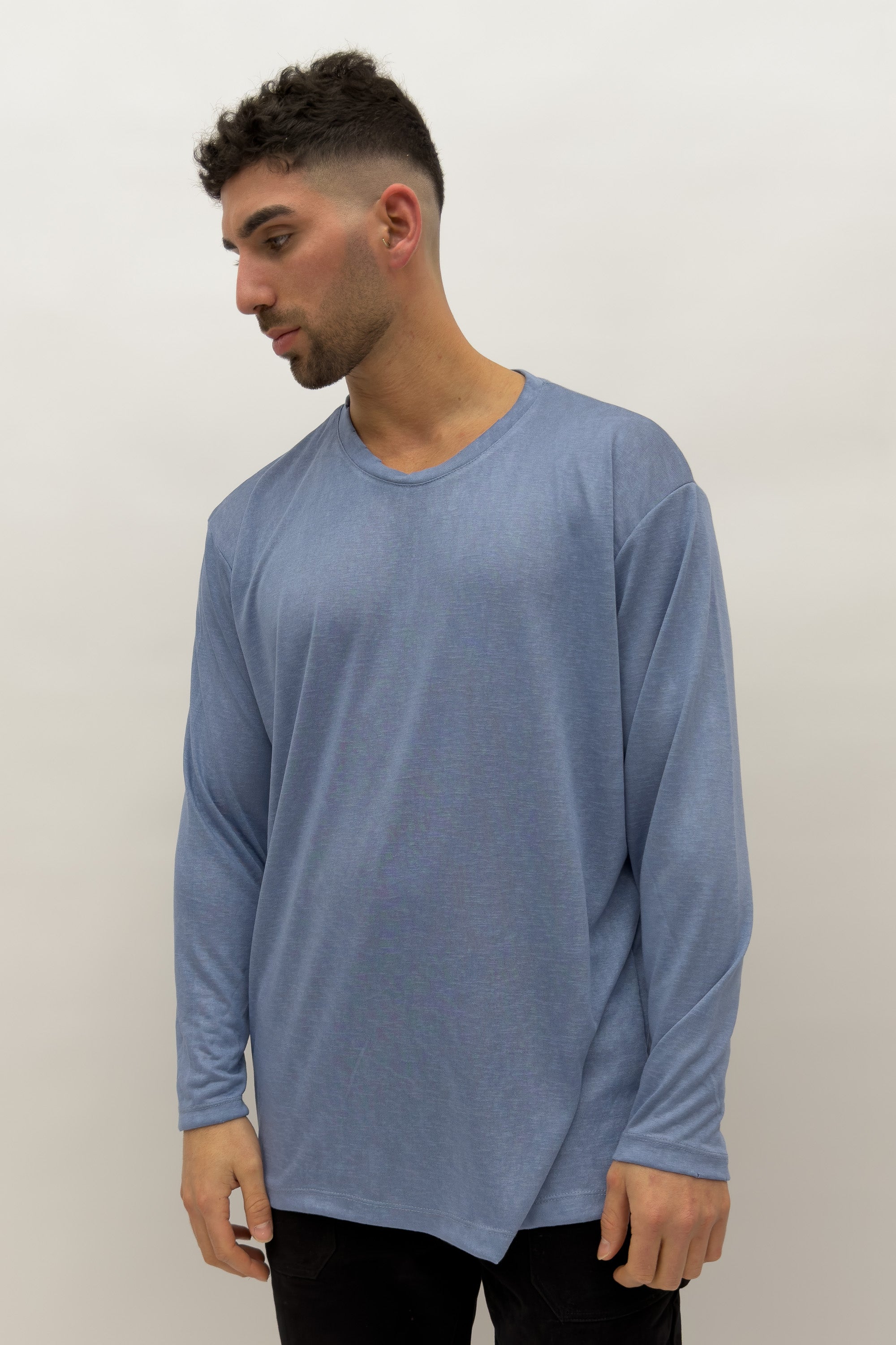 חולצת פשתן שרוול ארוך - Butterfly Sneakers