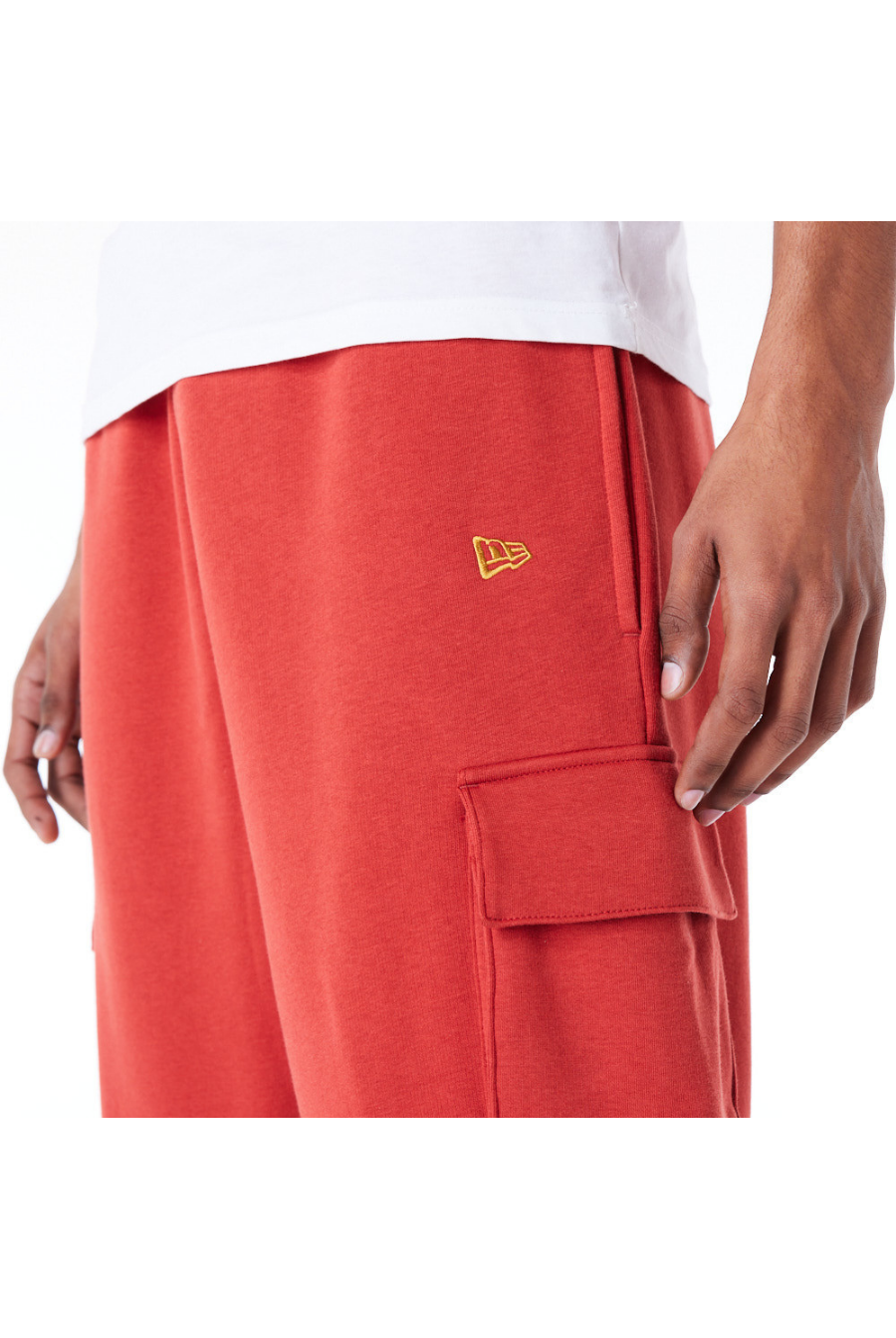 New Era Cargo Joggers Script Red Fleece - Butterfly Sneakers