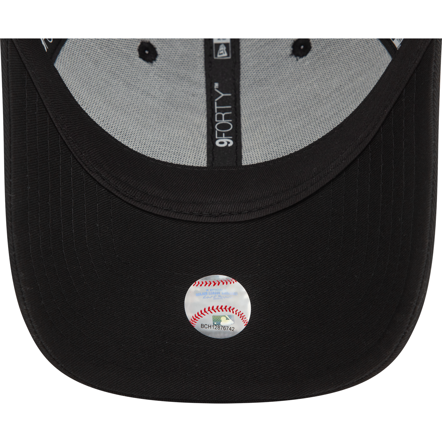 כובע מצחייה  New York Yankees League Essential Black 9FORTY