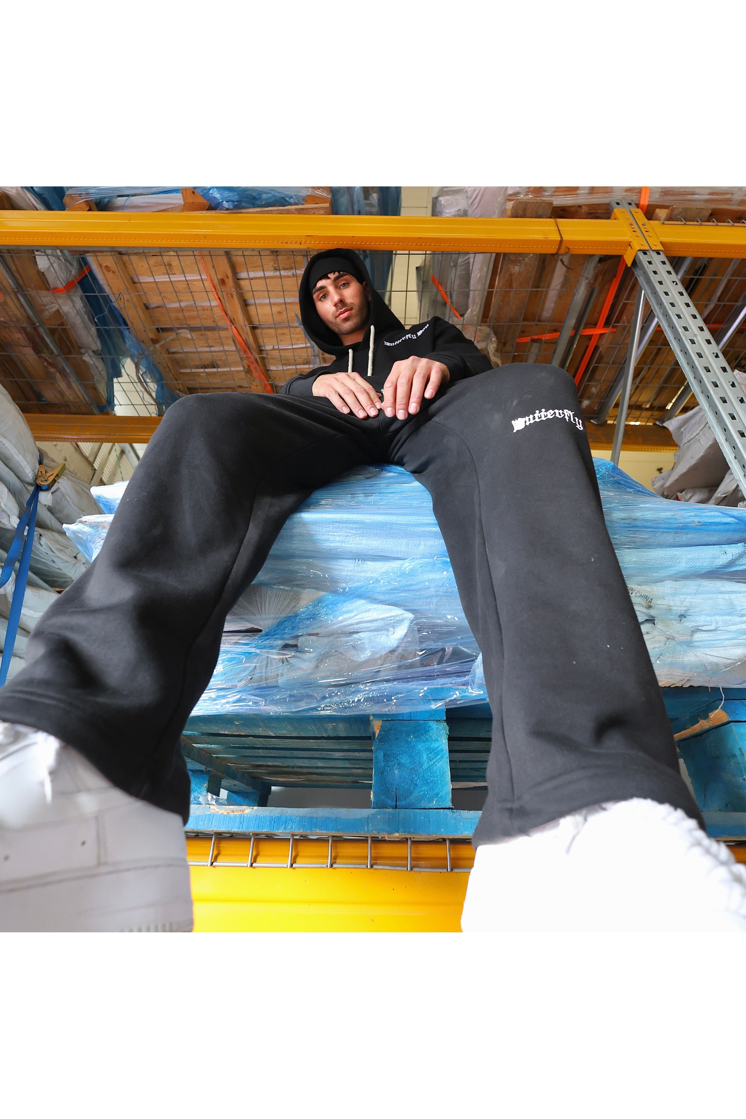 מכנסיים OS BUTTERFLY BLK עם רקמה - Butterfly Sneakers