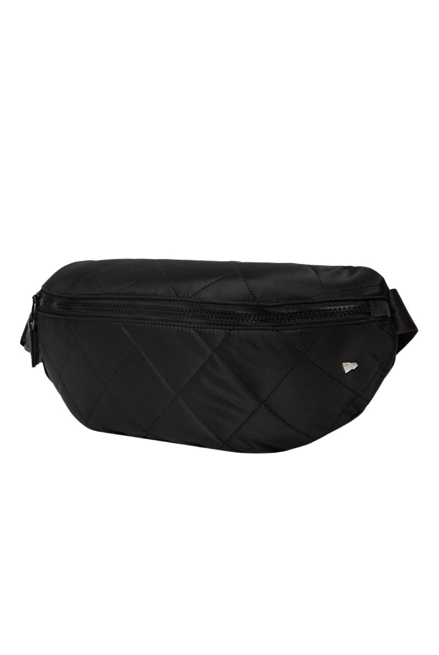 NEW ERA QUILTED POUCH BLACK פאוץ' - Butterfly Sneakers
