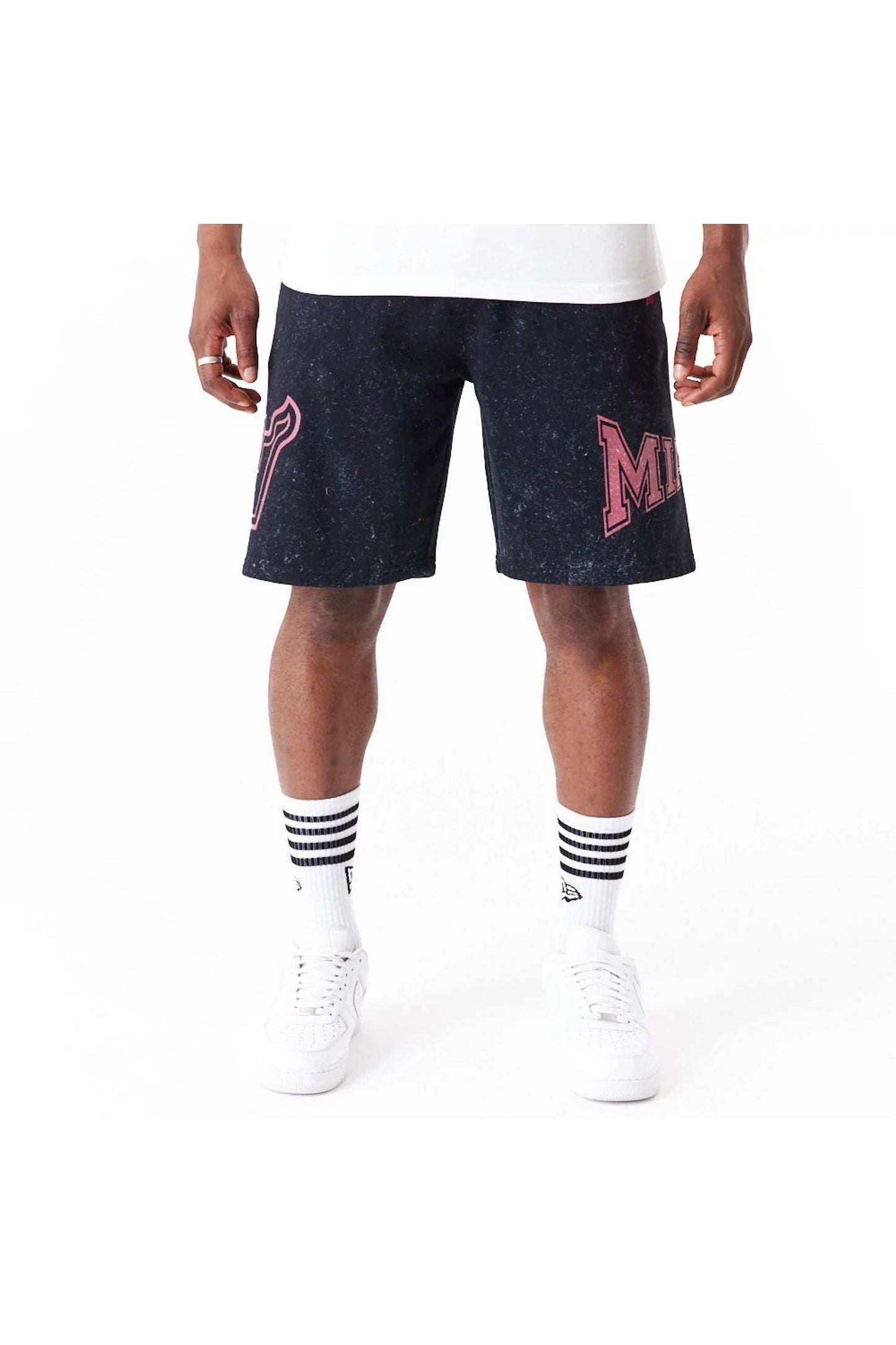 New Era Miami Heat NBA Washed Black Shorts - Butterfly Sneakers