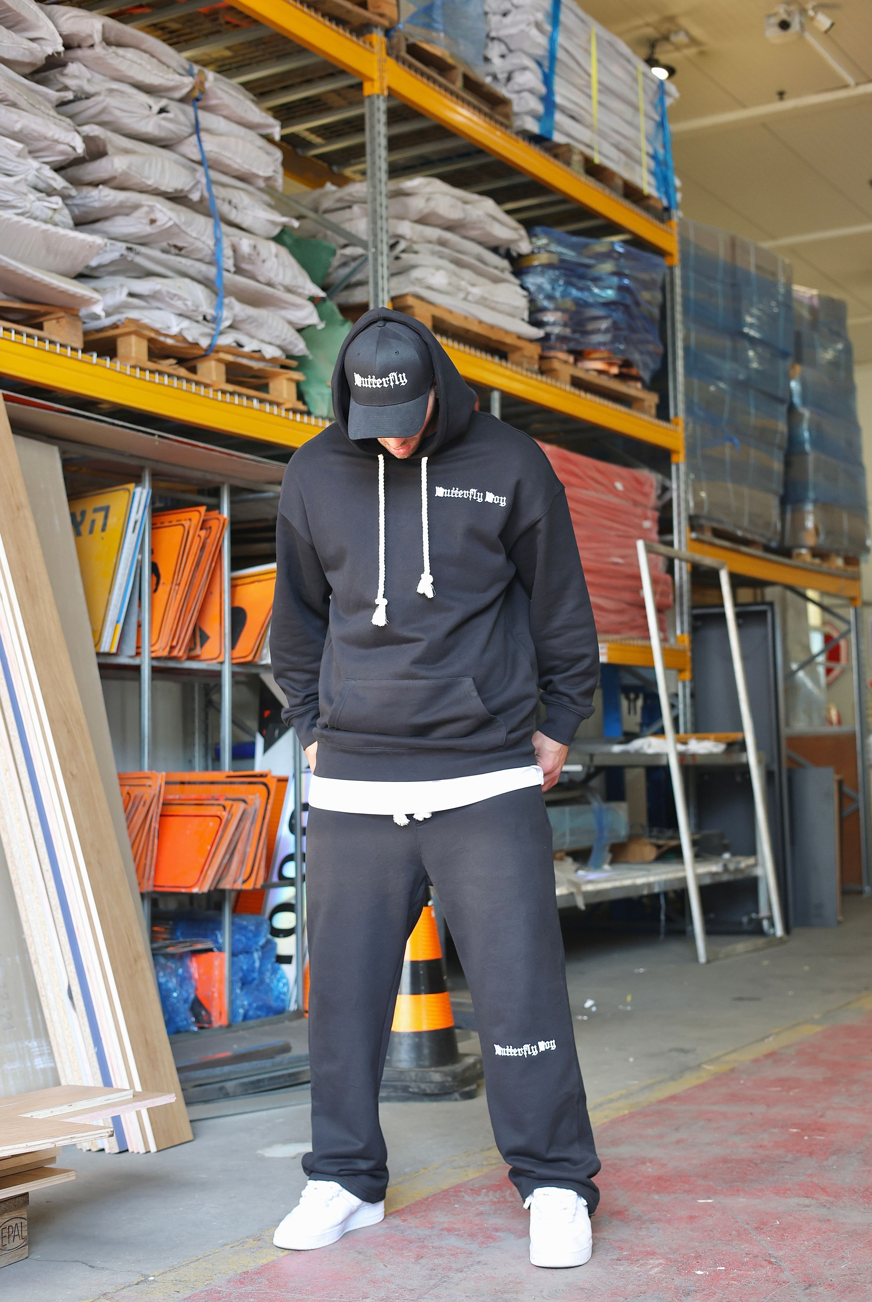 קפוצ'ון BUTTERFLY BLK עם רקמה - Butterfly Sneakers