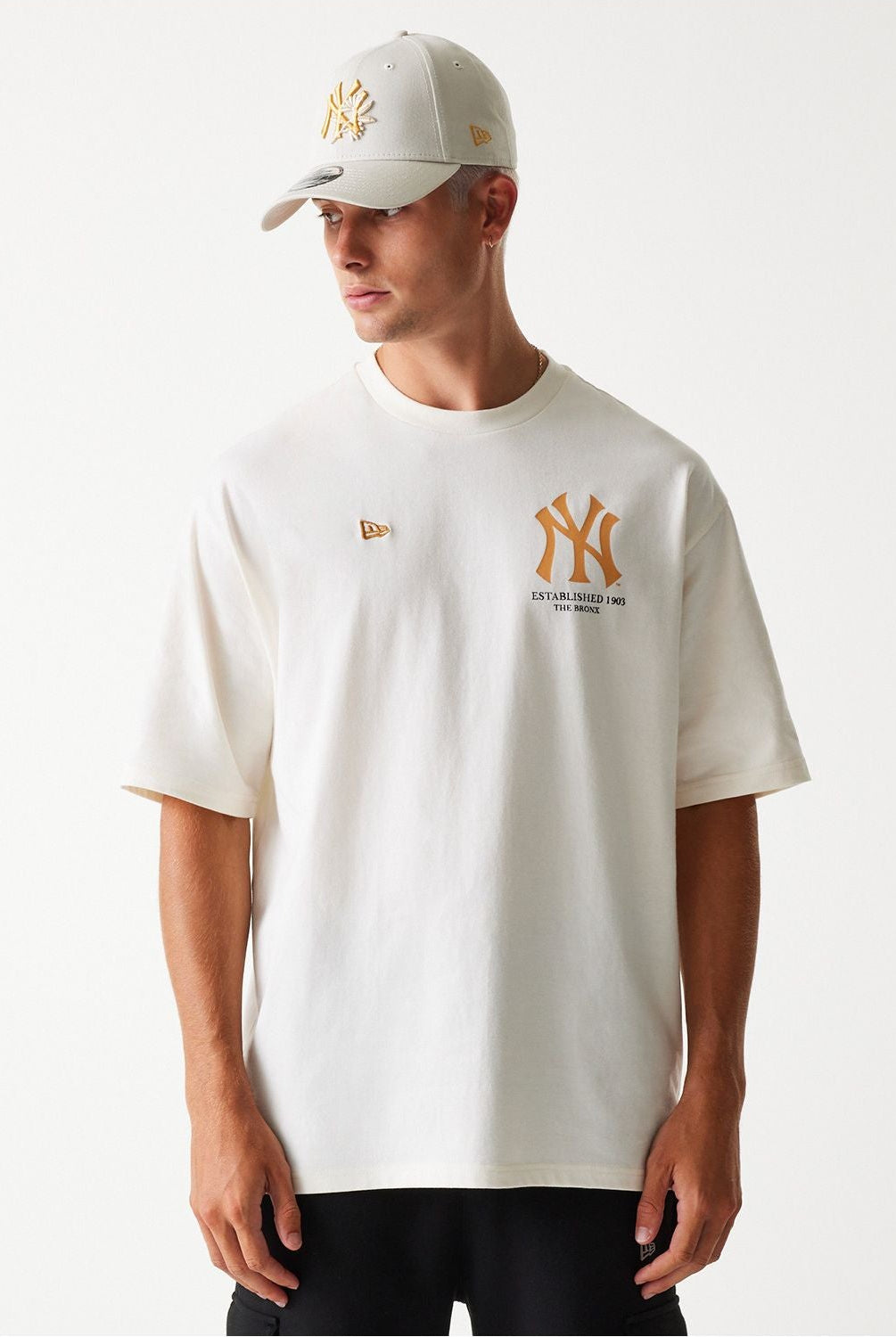 MLB חולצת טי שרט שרוול קצר שמנת - Butterfly Sneakers