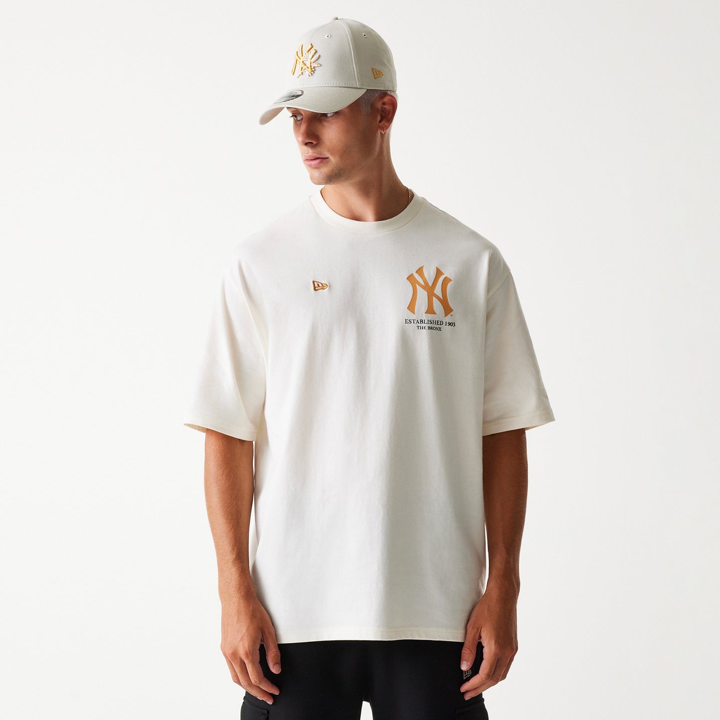 MLB חולצת טי שרט שרוול קצר שמנת