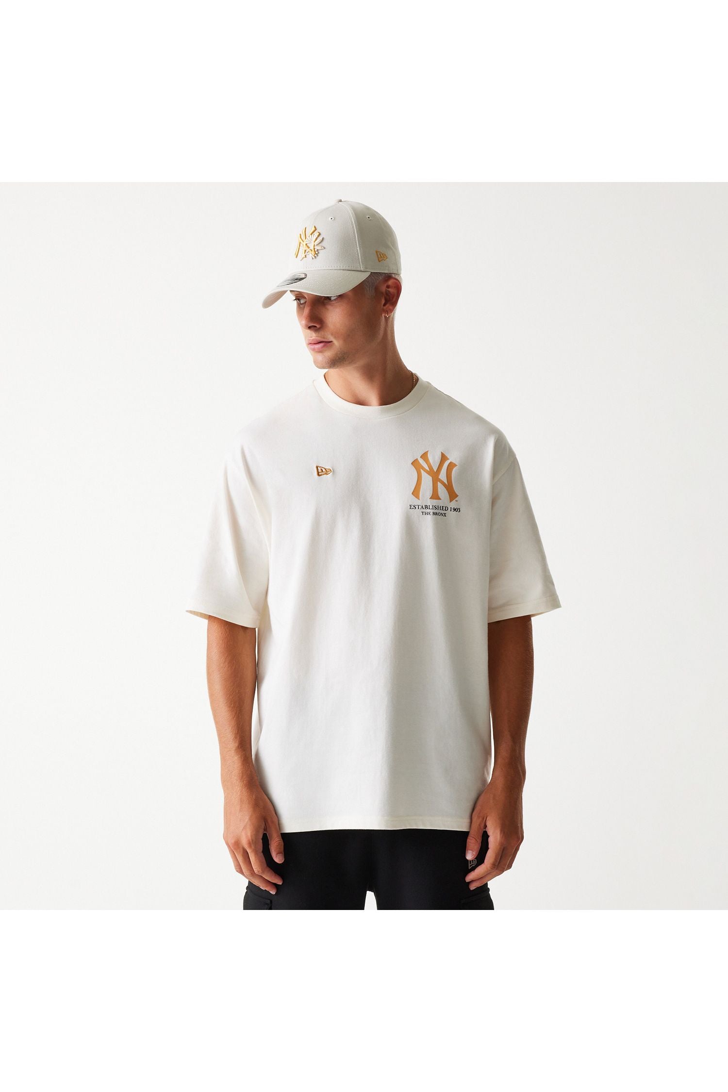 MLB חולצת טי שרט שרוול קצר שמנת - Butterfly Sneakers