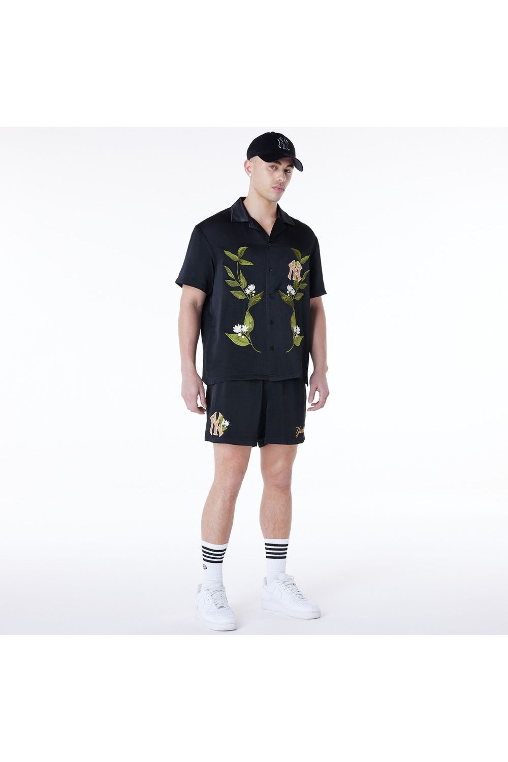 NY Yankees חולצת מכופתרת שרוול קצר - Butterfly Sneakers