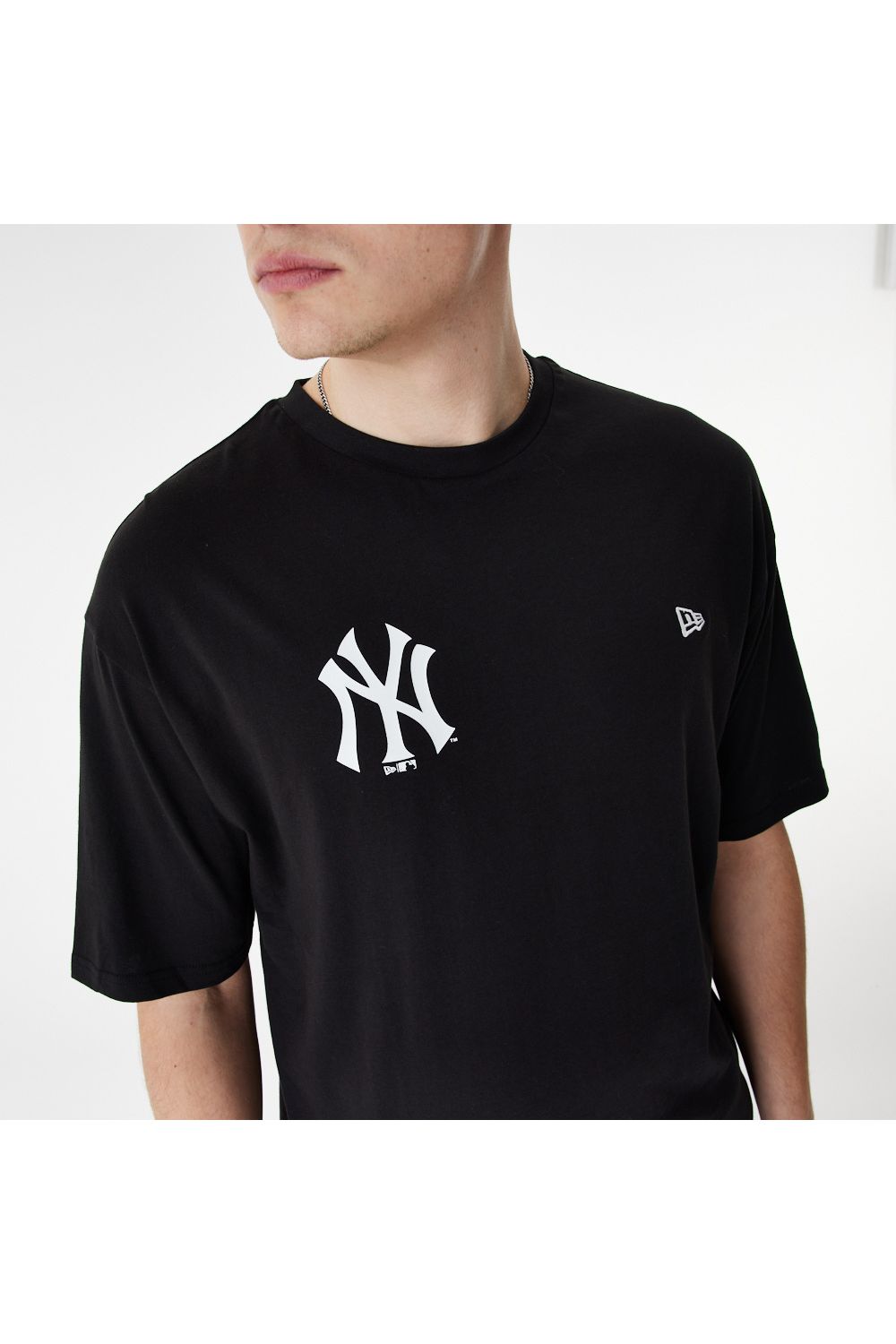 MLB BASEBALL GRPHC OS TEE NEYYAN - Butterfly Sneakers