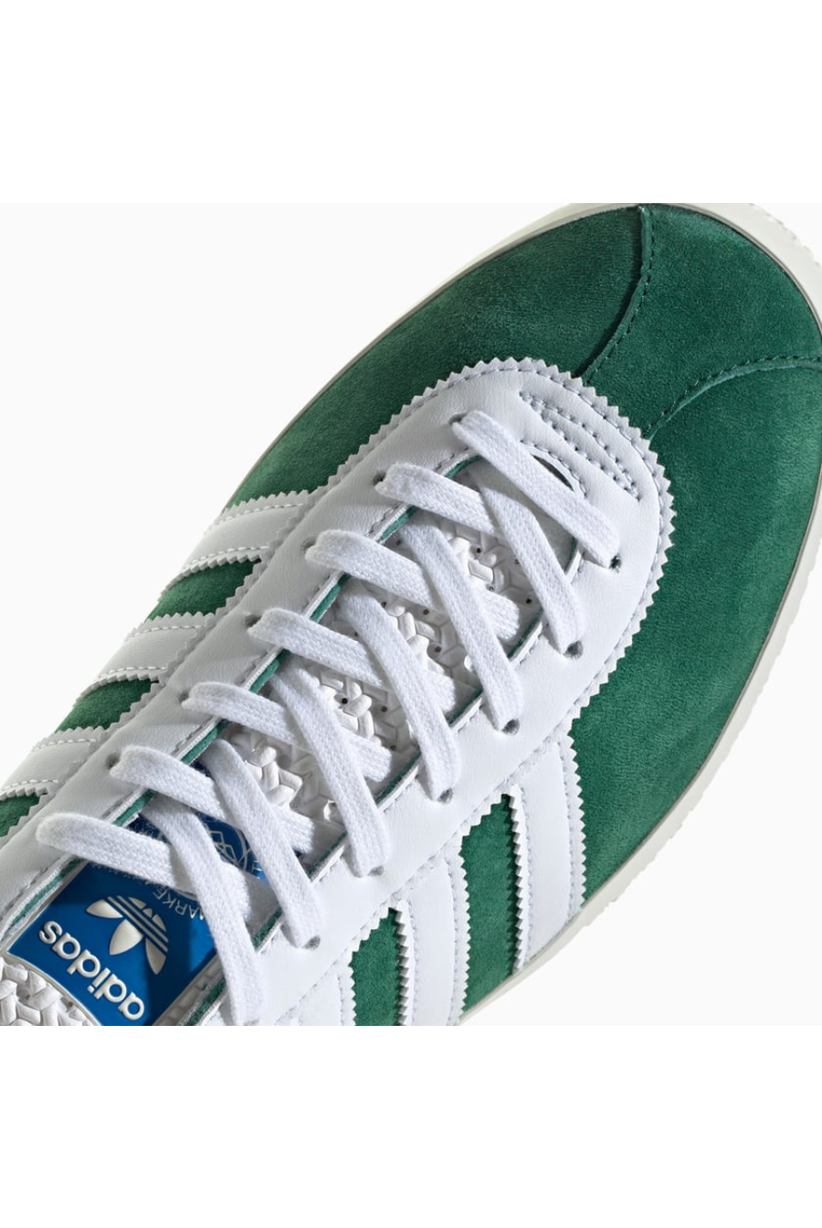 ADIDAS Originals Spezial Gazelle - Butterfly Sneakers