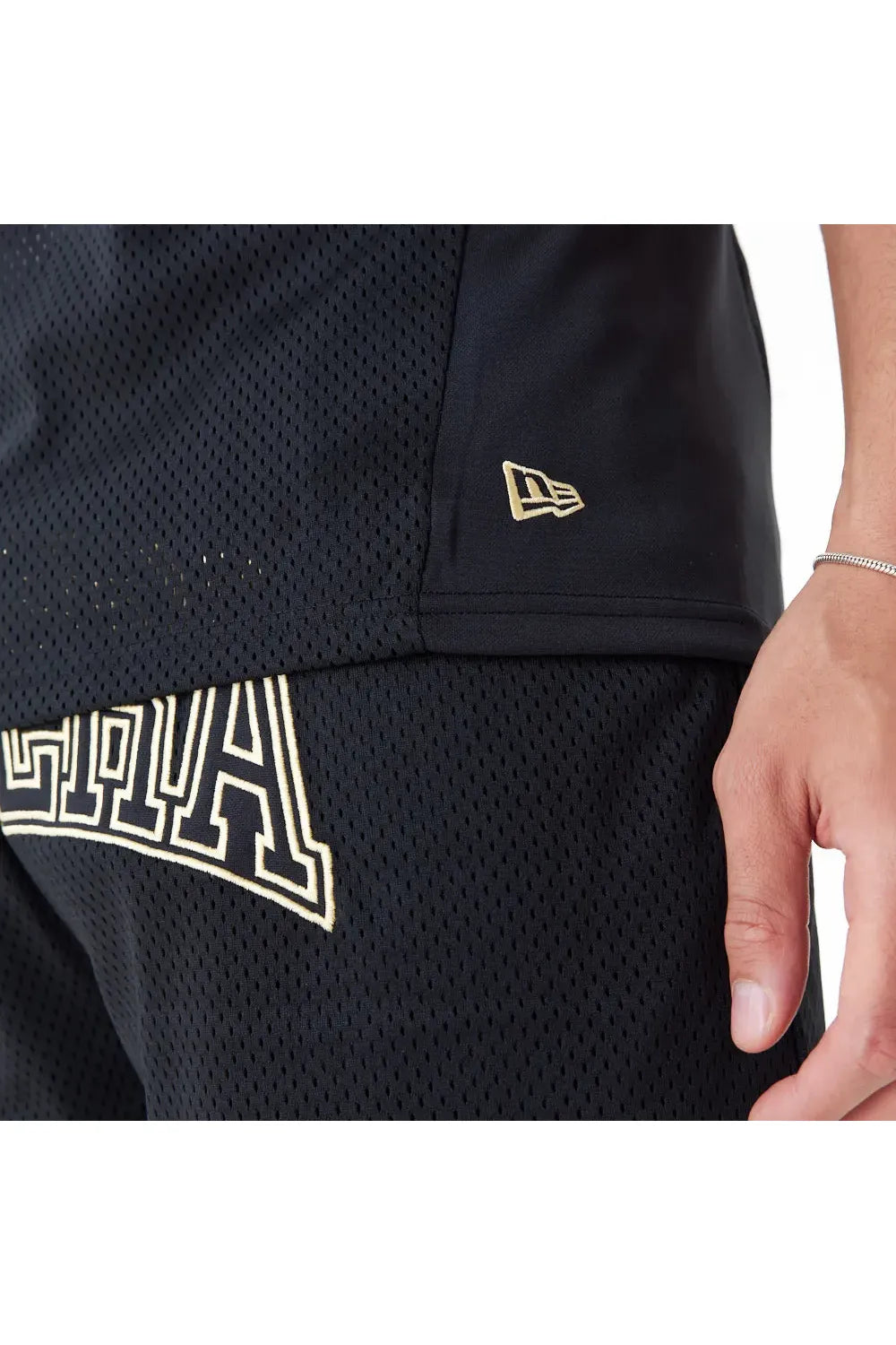 NEW ERA BRANDED TANK - Butterfly Sneakers