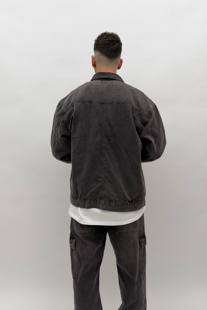 ג'קט גינס בגזרת אובר סייז - Butterfly Sneakers